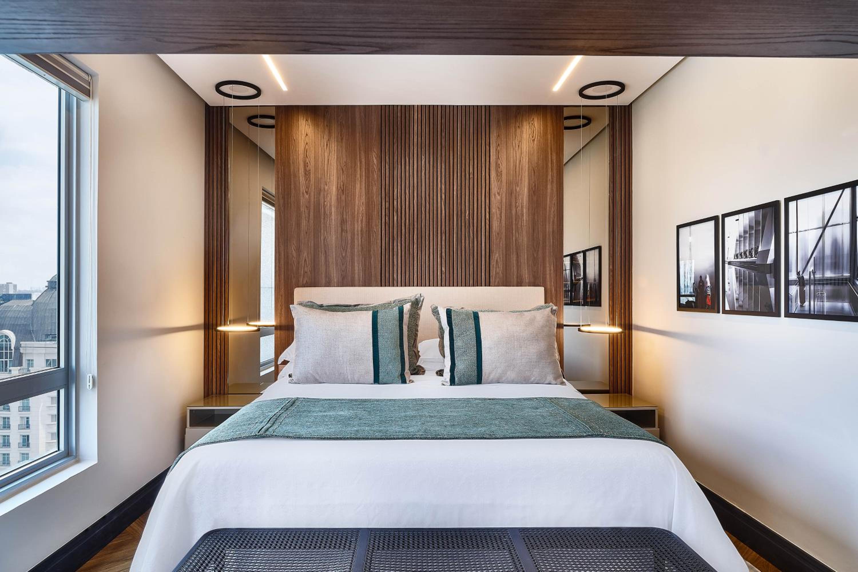 Executive Premium King Room - Photo 5