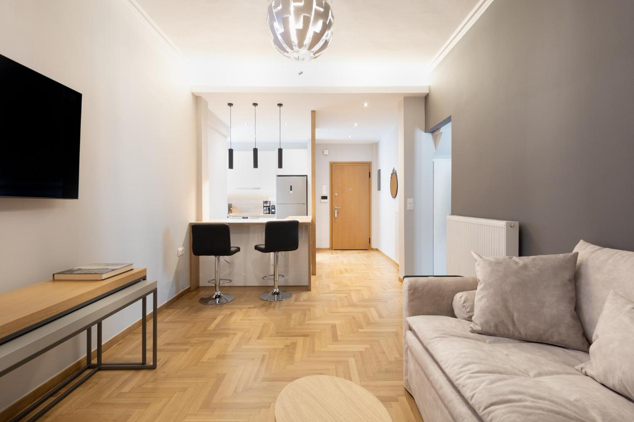 One-Bedroom Apartment