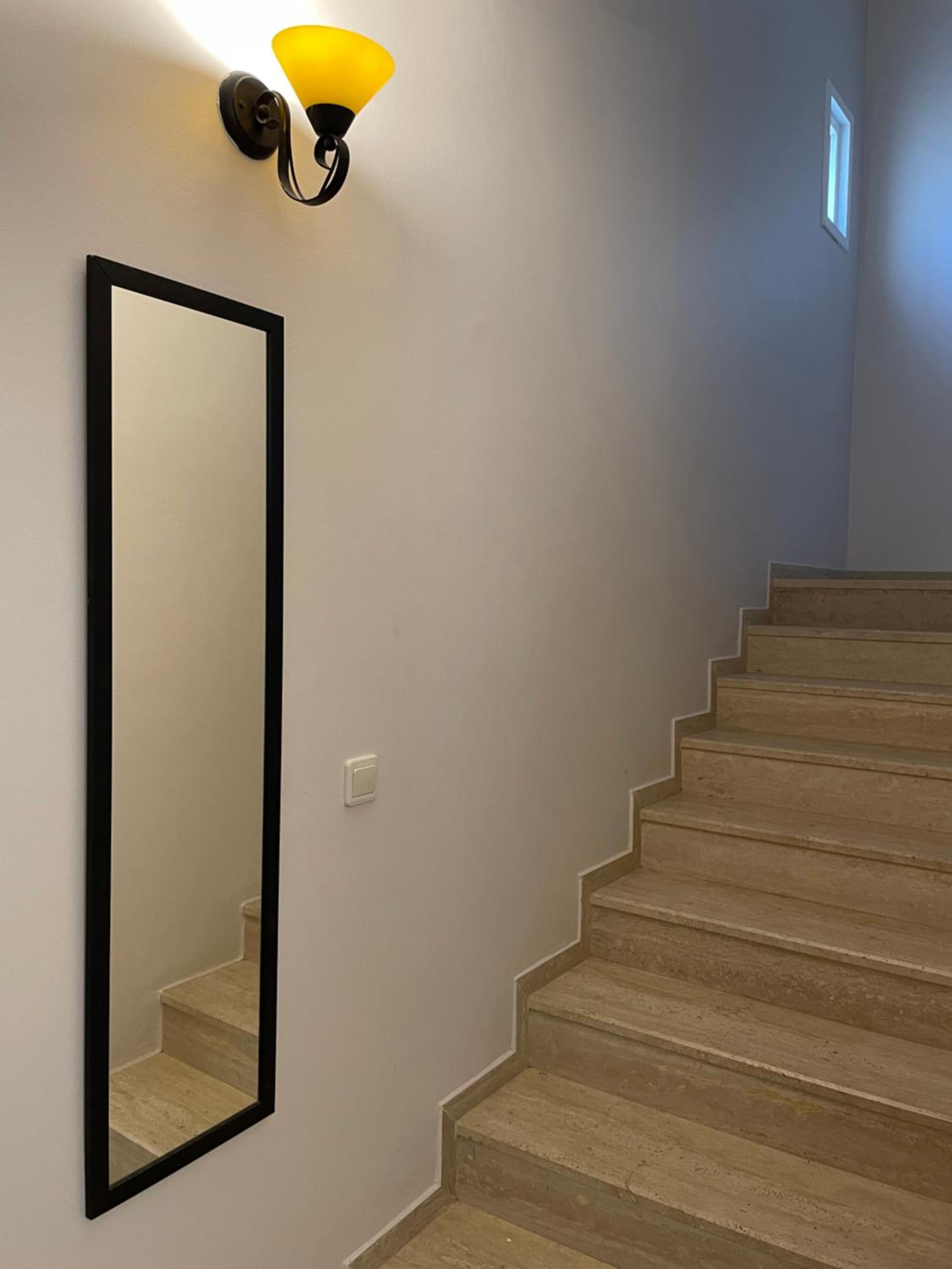 Three-Bedroom Villa - Photo 7