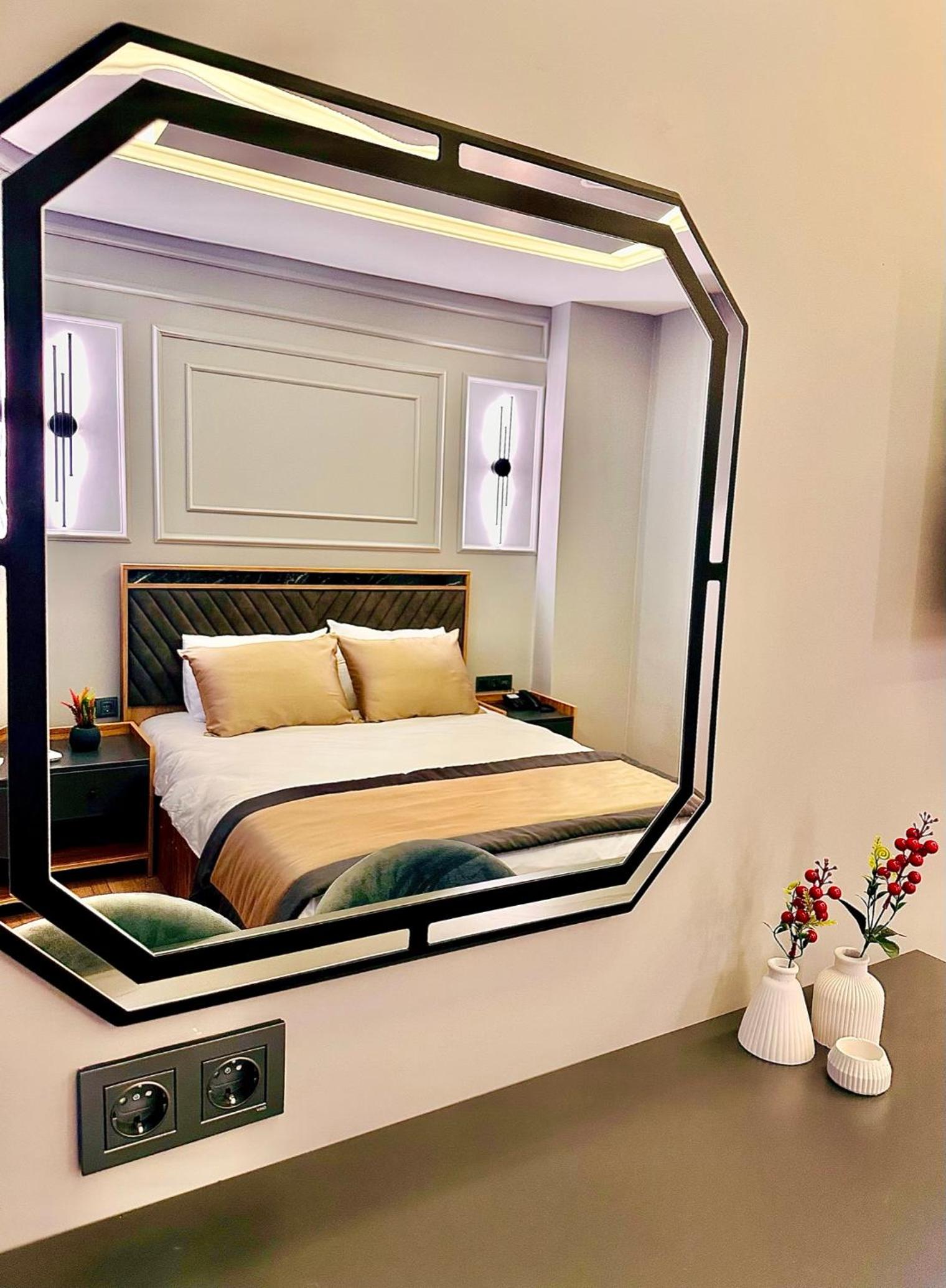 Standard Double Room - Photo 8