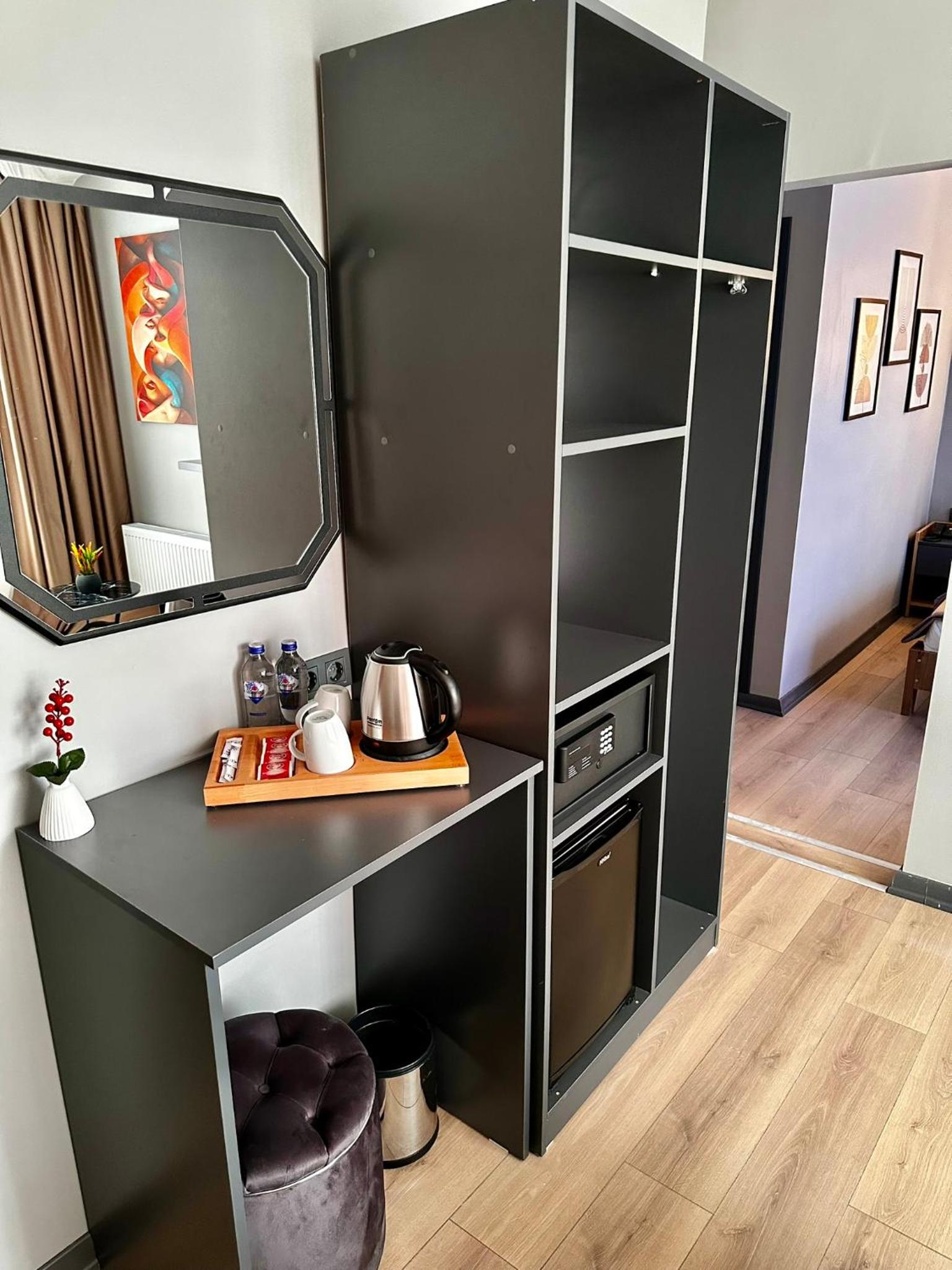 Deluxe Quadruple Room - Photo 1