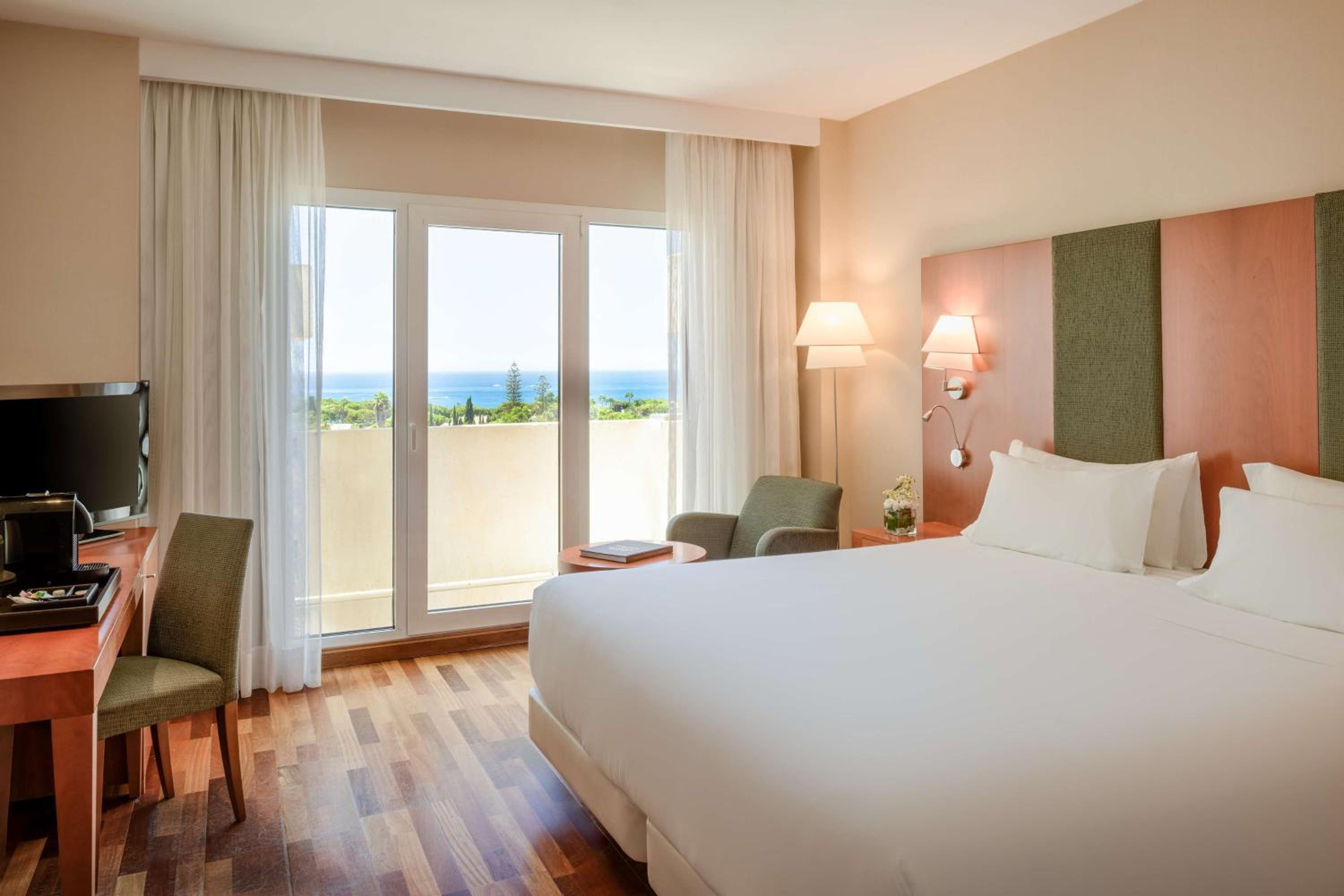 Superior Double or Twin Room with Terrace with Extra Bed