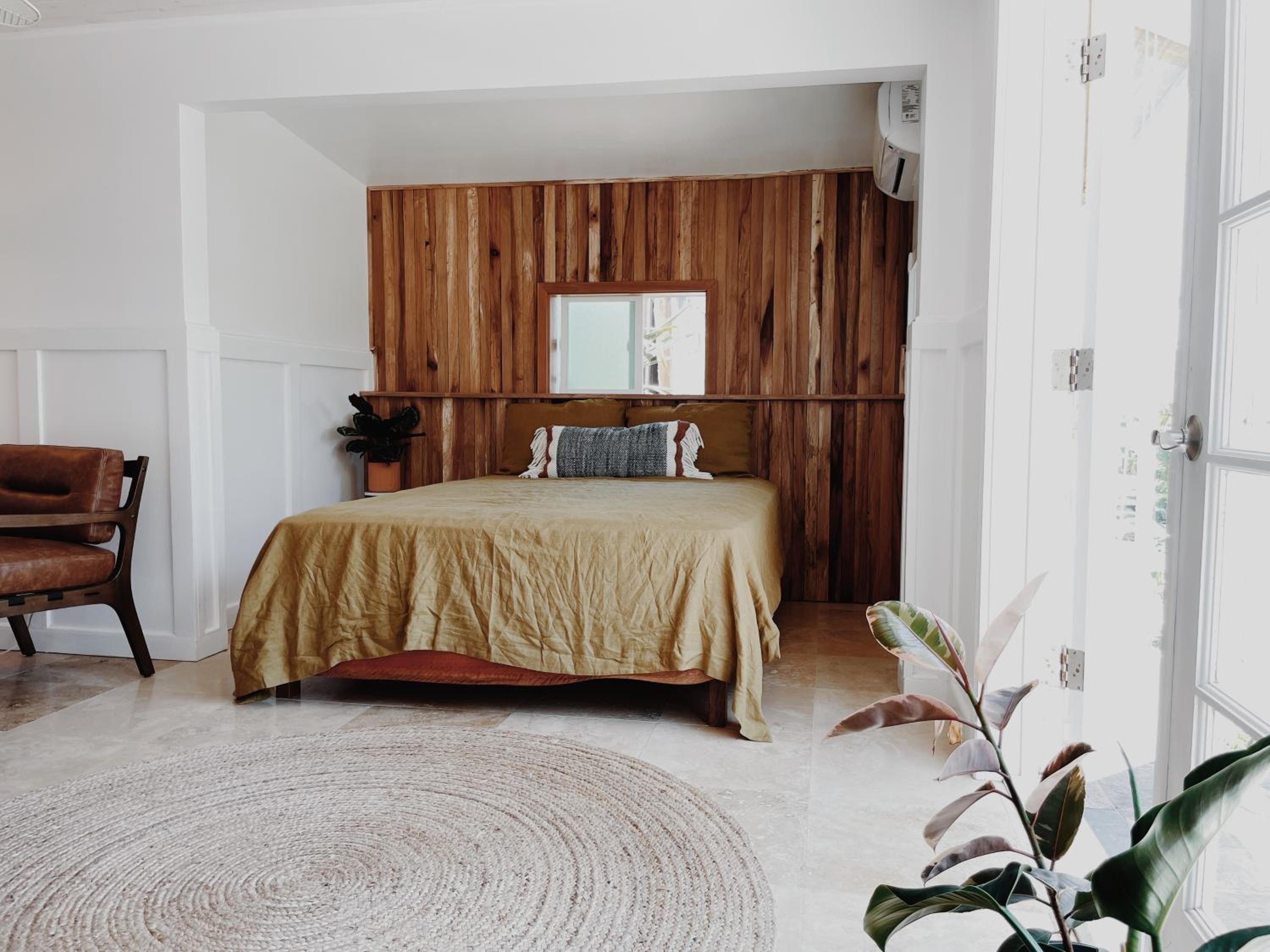 Queen Room with Balcony photo 1