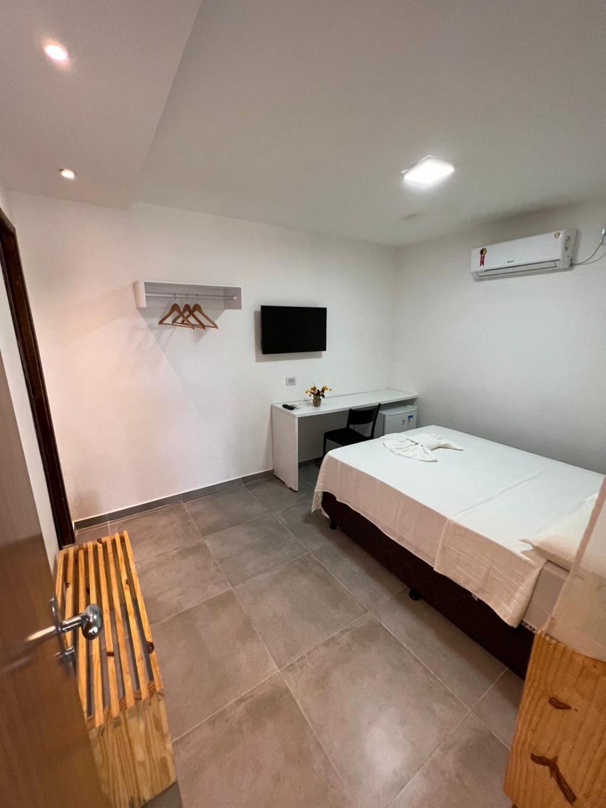 Double Room - Photo 2