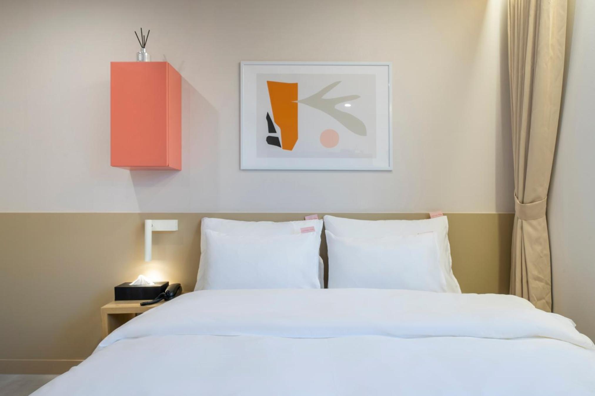 Standard Double Room - Photo 3
