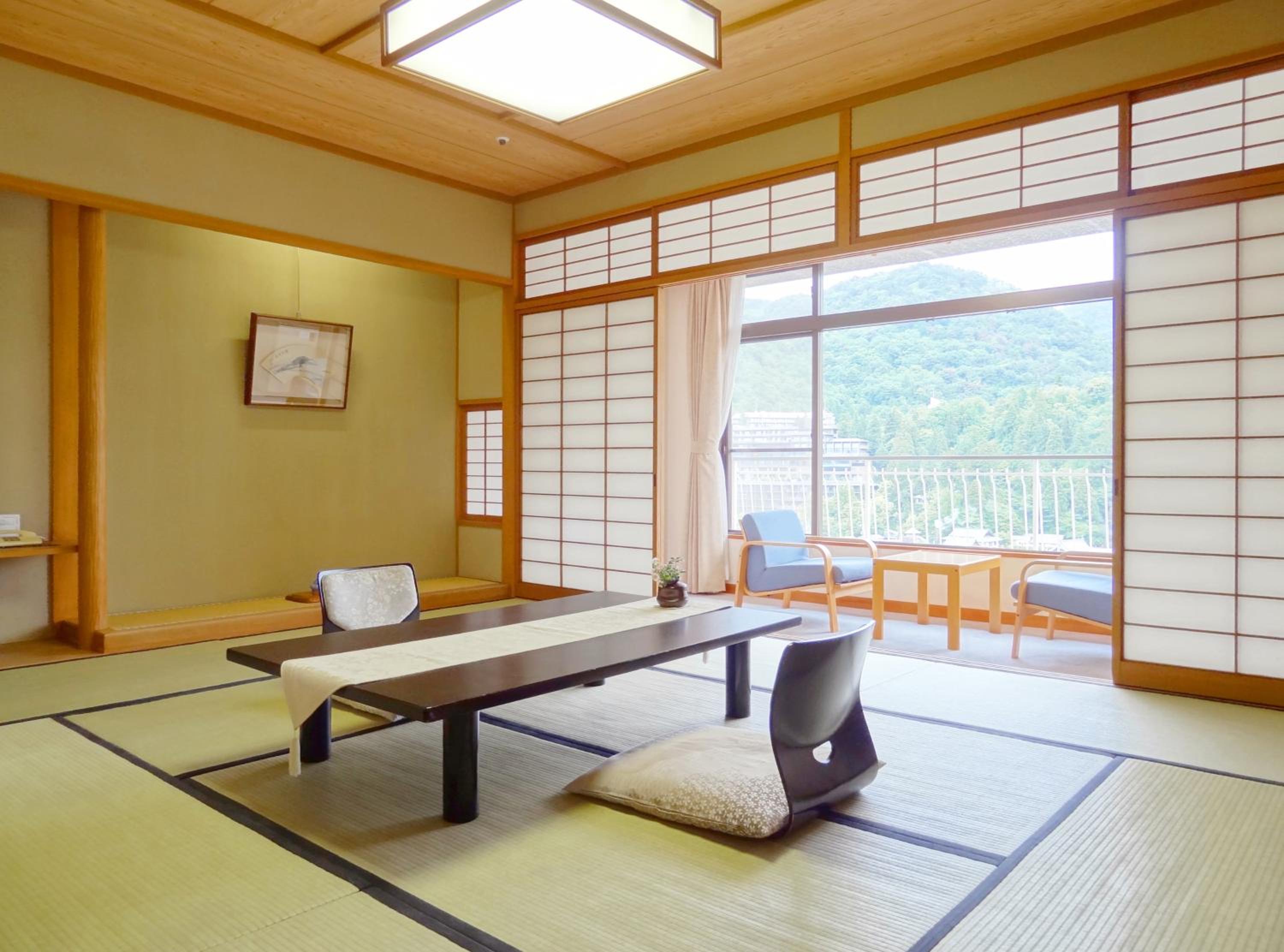 Japanese Style Room -2 Adults -Non Smoking - Kobe Beef Included Buffet Style Dinner at Restaurant 