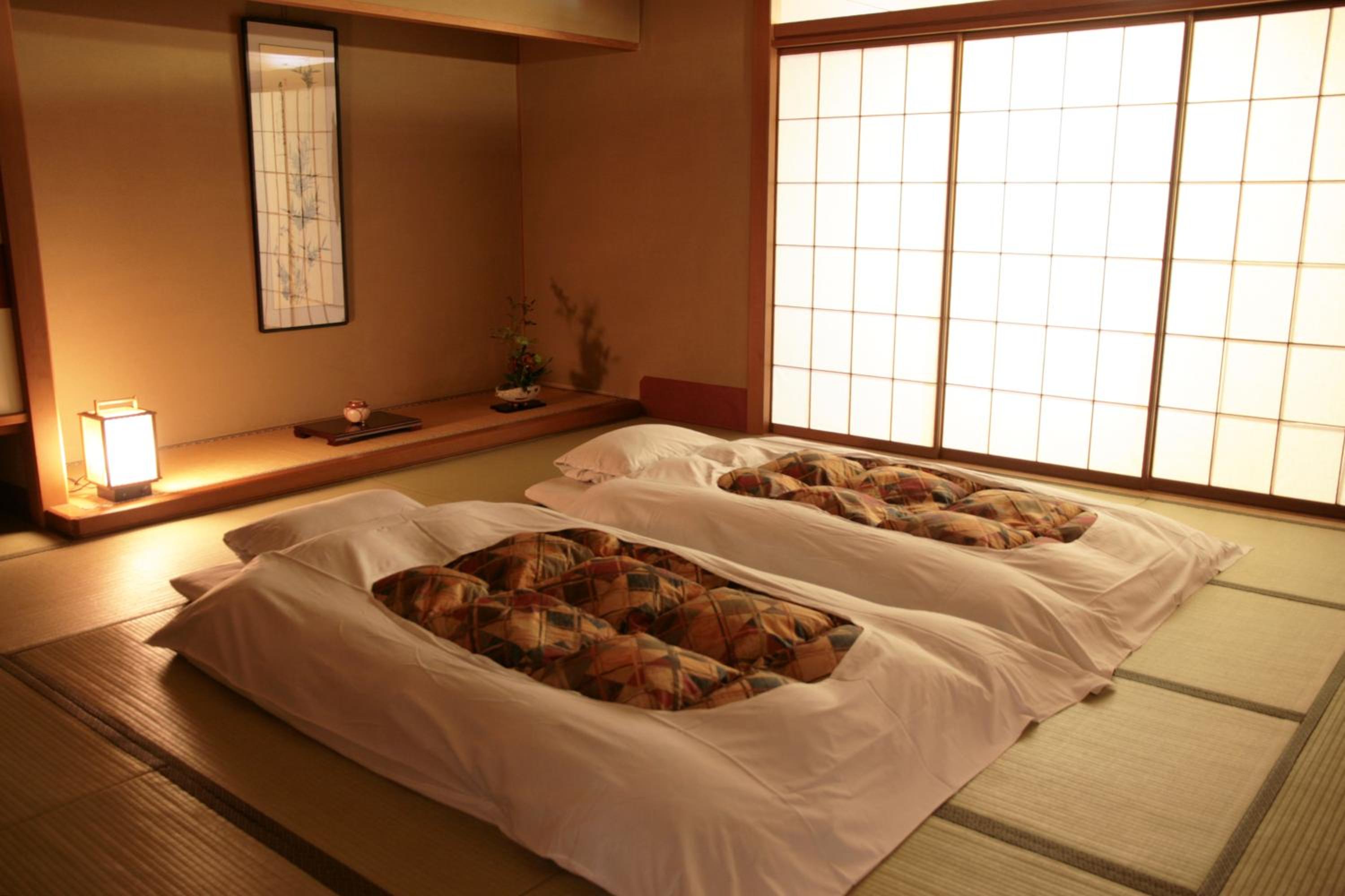 Japanese Style Room -3 Adults -Non Smoking - Kobe Beef Included Buffet Style Dinner at Restaurant photo 3