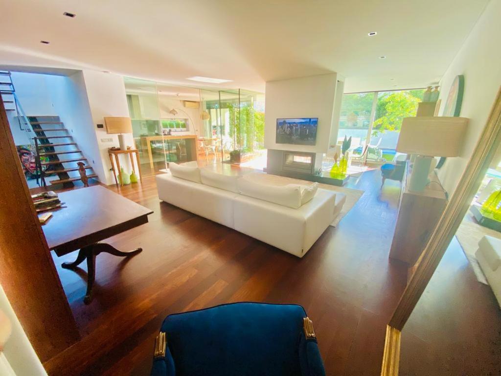 Villa with Private Pool photo 2