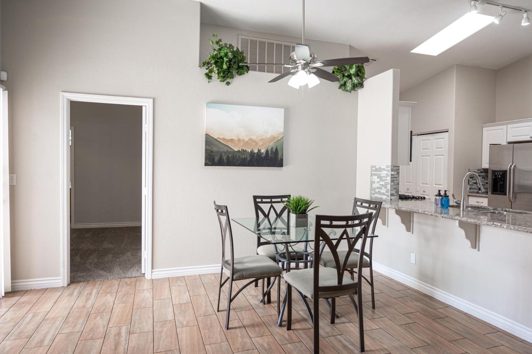 Four-Bedroom House - Photo 25