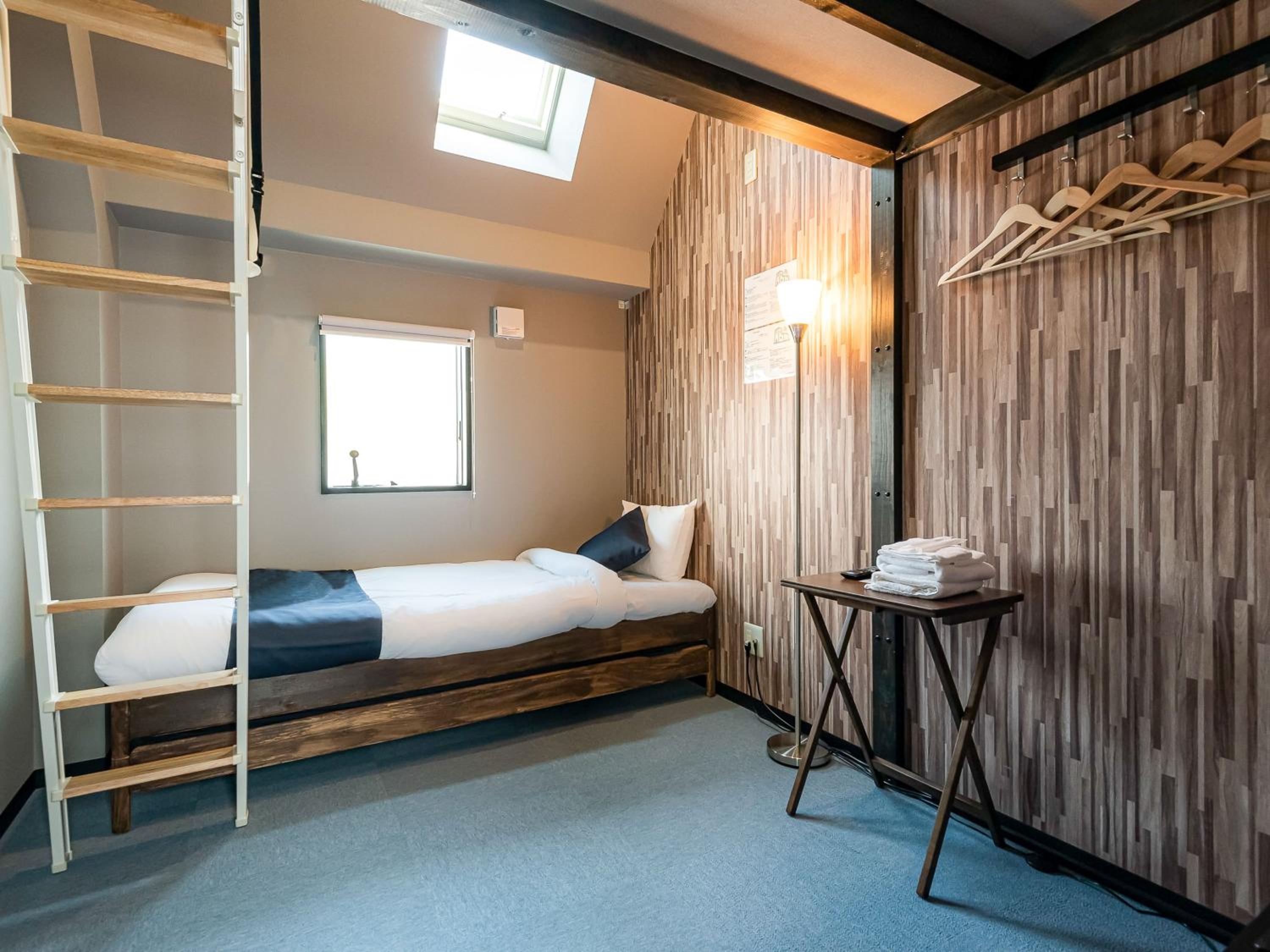 Twin Room With Shared Bathroom