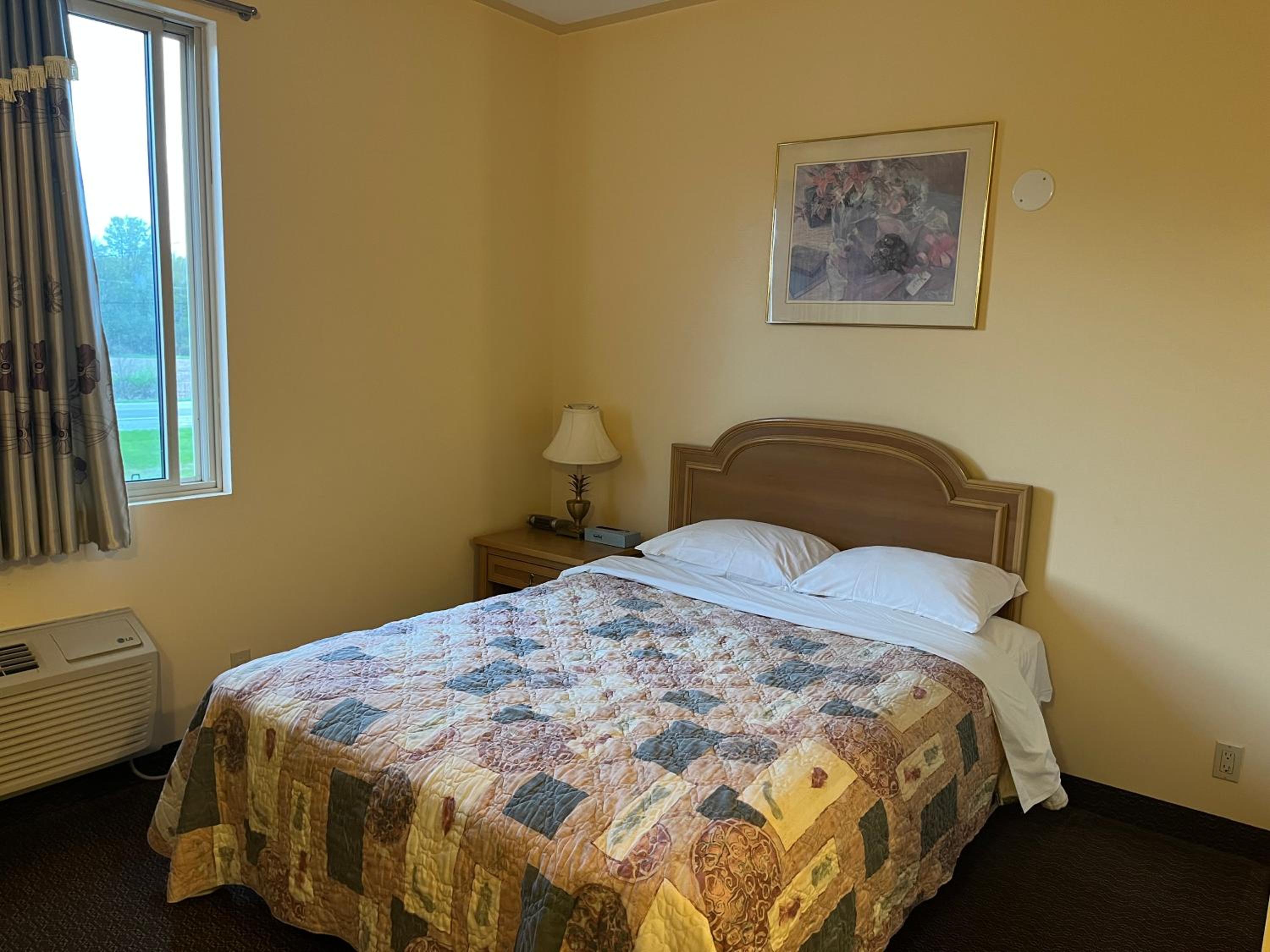 Double or Twin Room photo 3