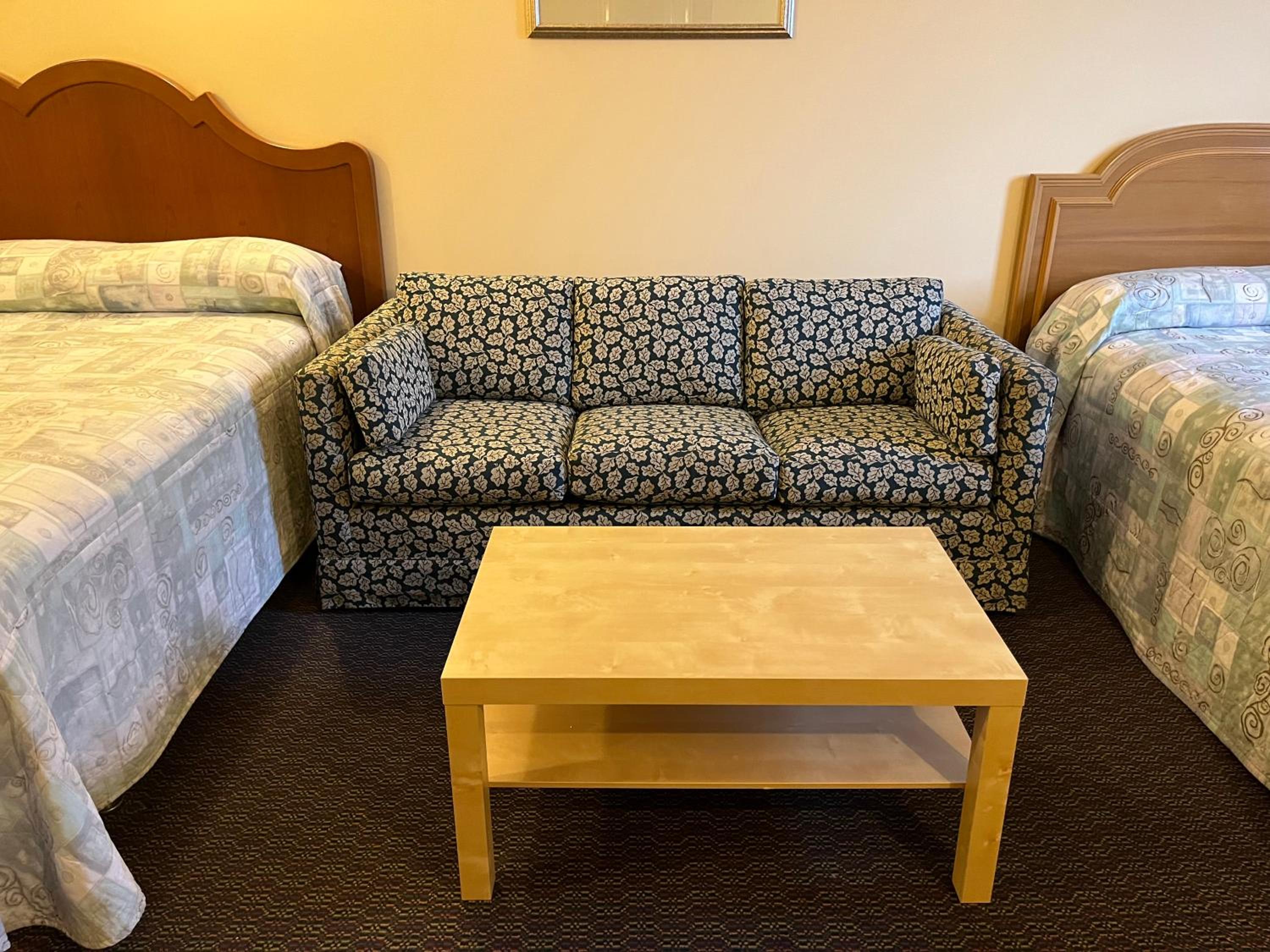 Deluxe Family Room photo 2