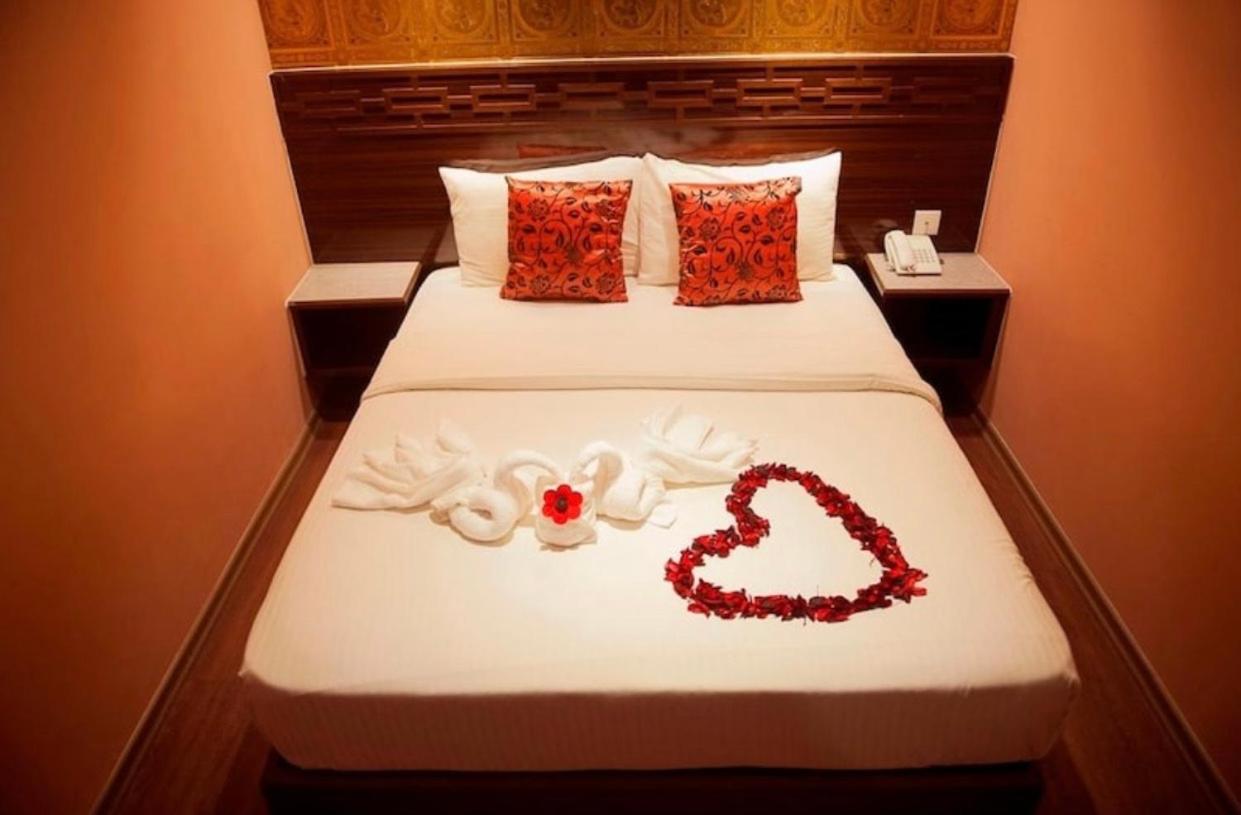Superior King Room - Photo 3