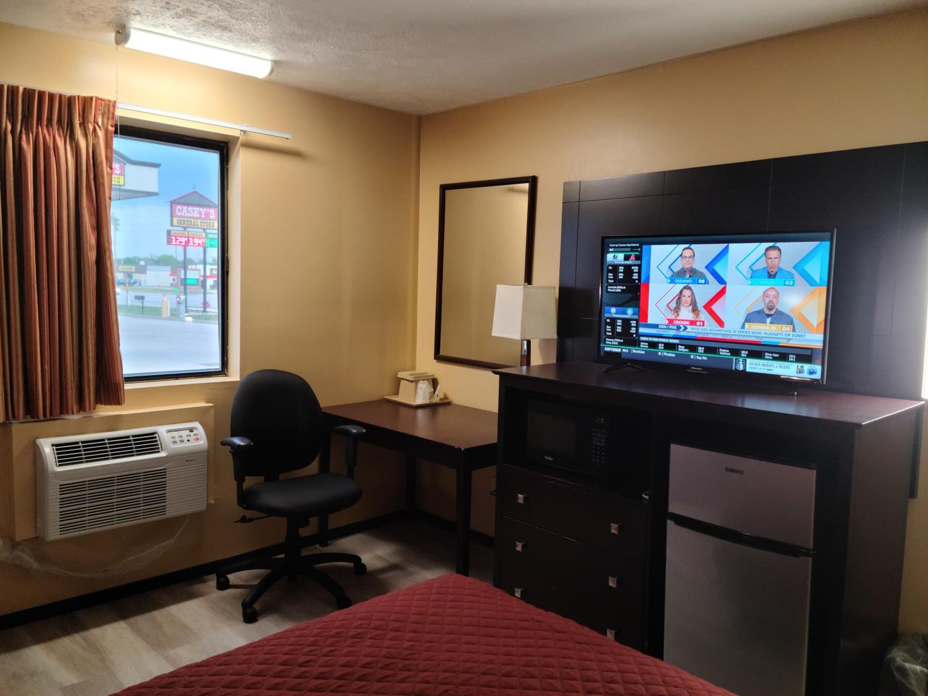 Queen Room - Photo 1
