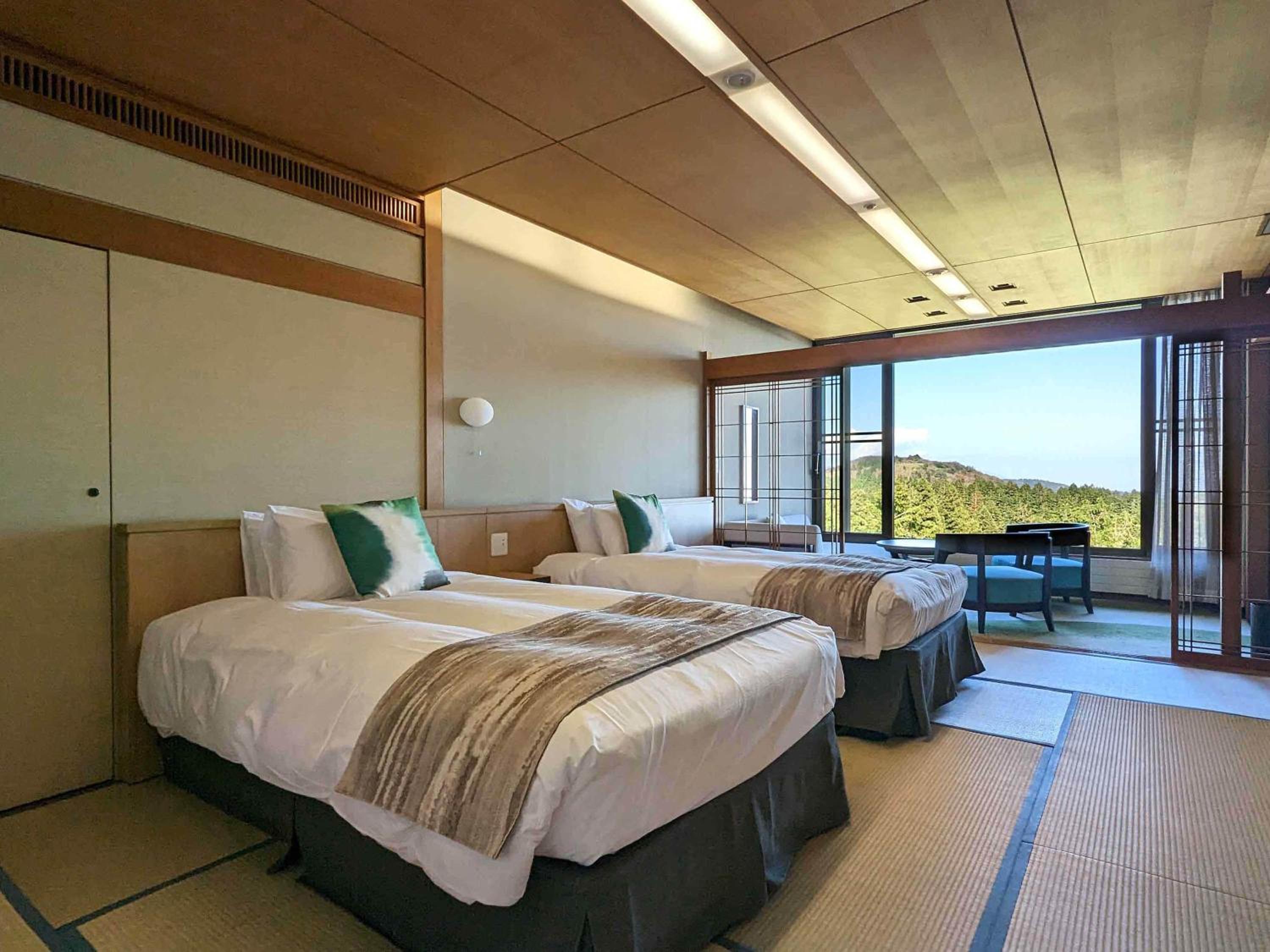 Superior Twin Room with Tatami Area (Highest Floor) - Non-Smoking - Photo 6