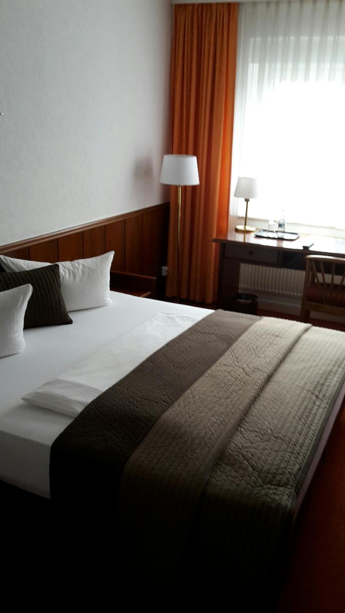Large Double Room