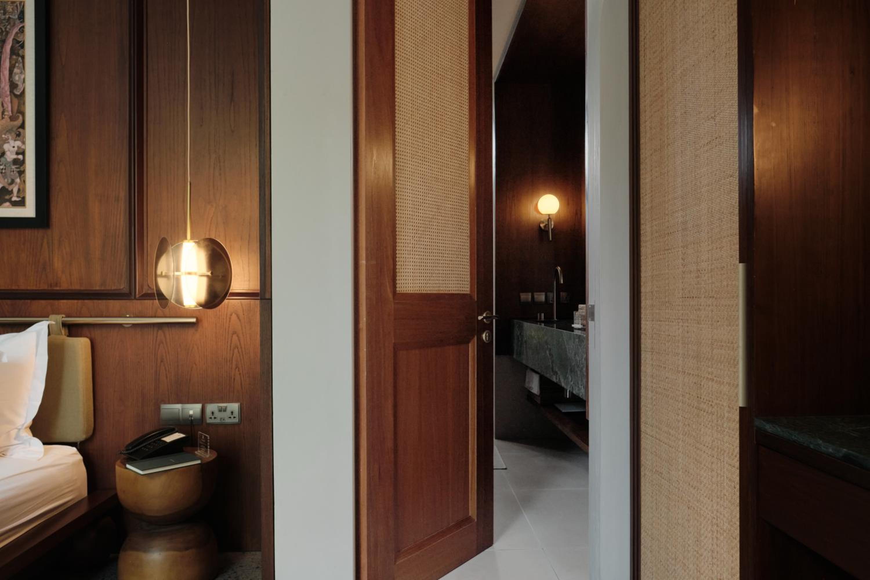 Three-Bedroom Villa - Photo 4