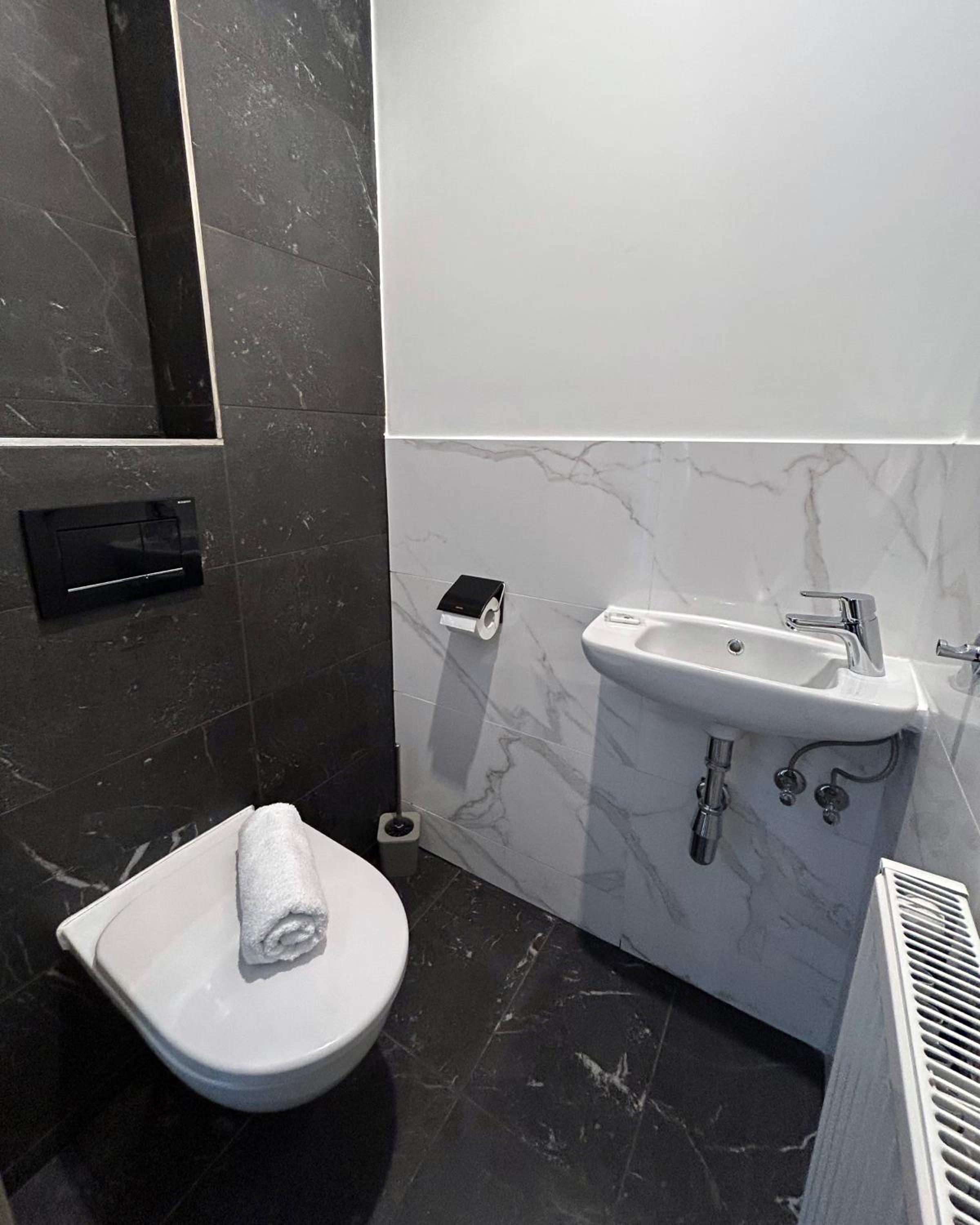Superior Suite - Photo 3