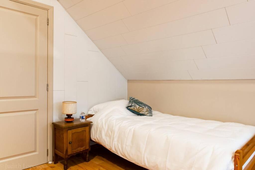 Four-Bedroom House photo 1