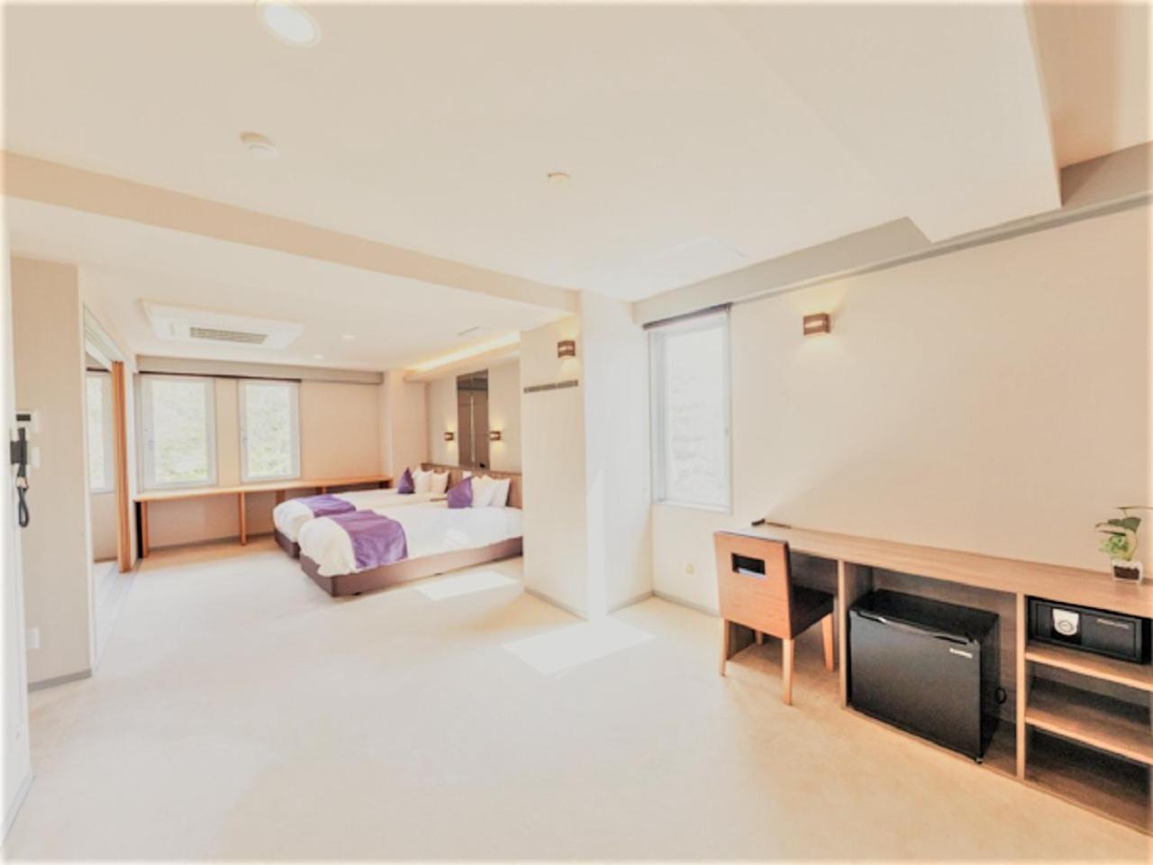 Deluxe Twin Room (Japanese-Western Style) - Non-Smoking - Photo 4