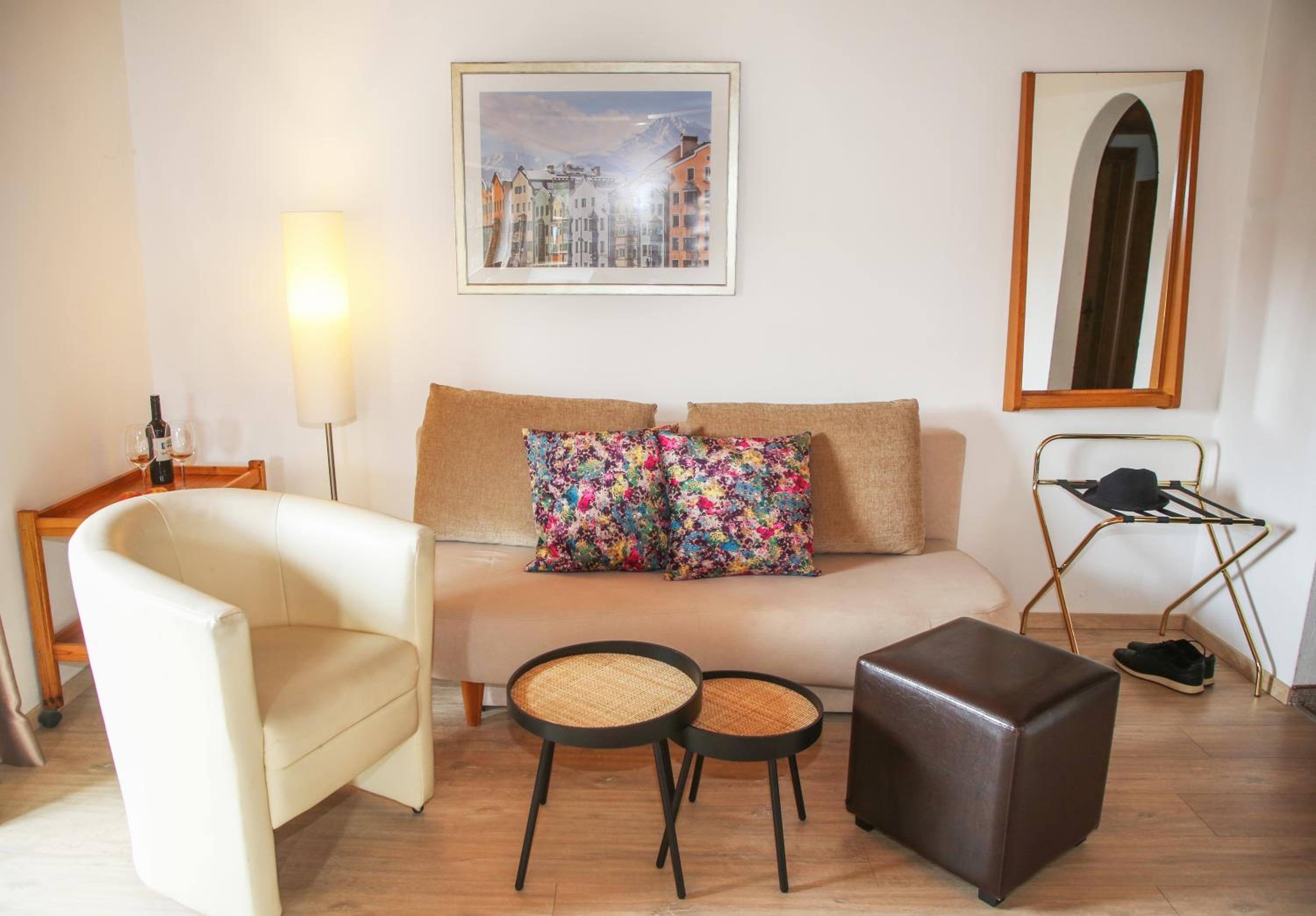 Superior Double or Twin Room with Balcony - Photo 4