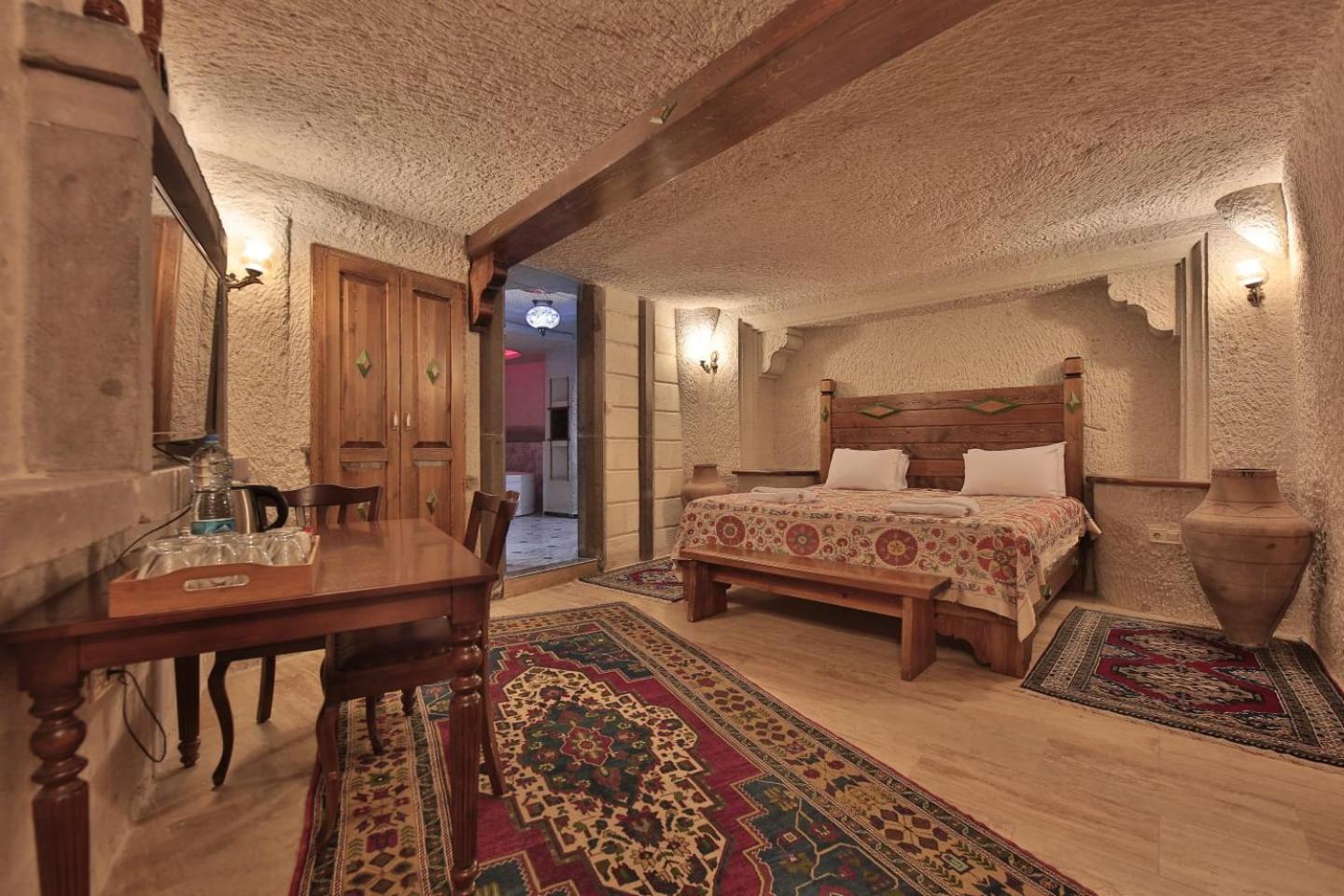 Family Cave Suite