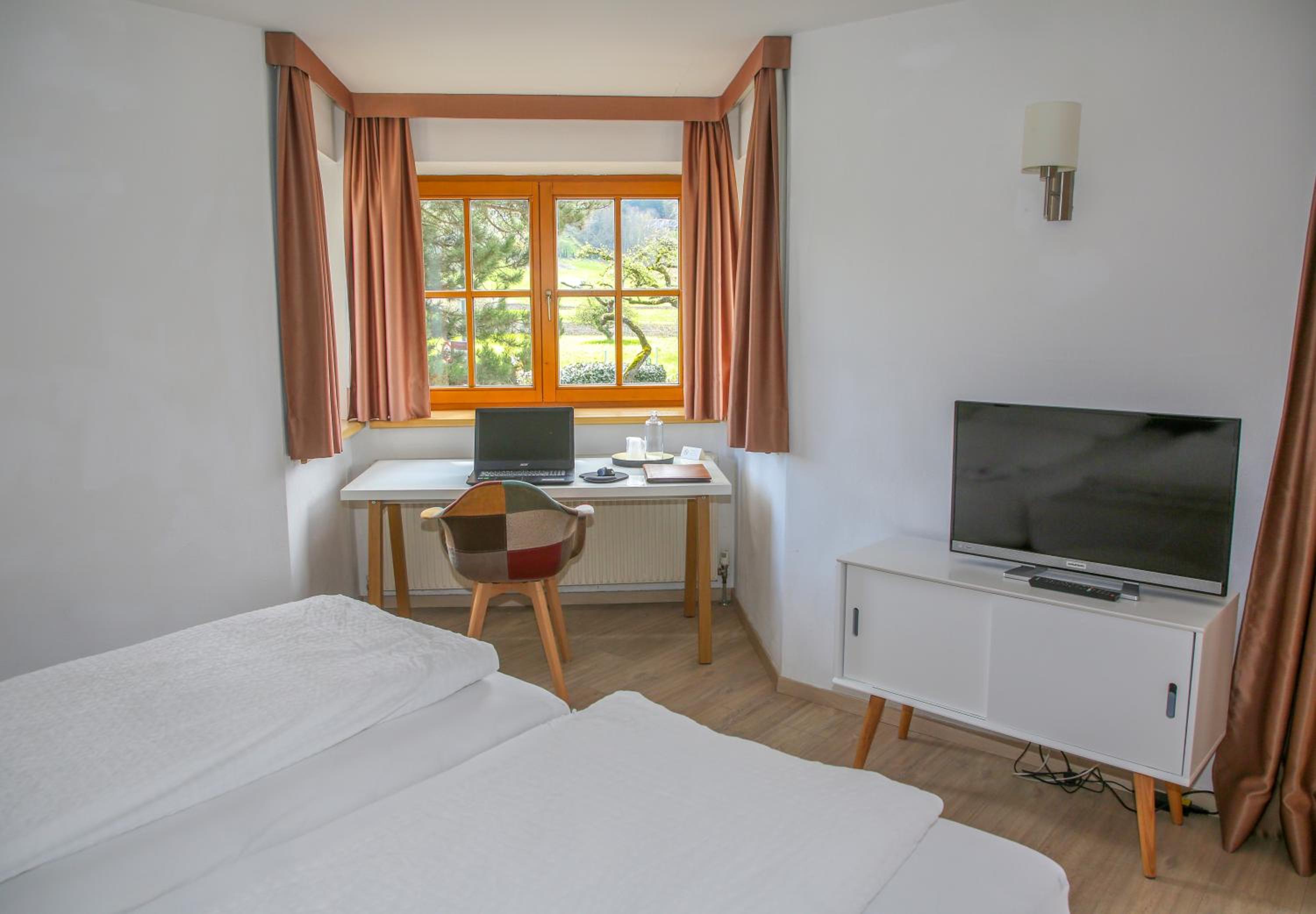 Superior Double or Twin Room with Balcony - Photo 41
