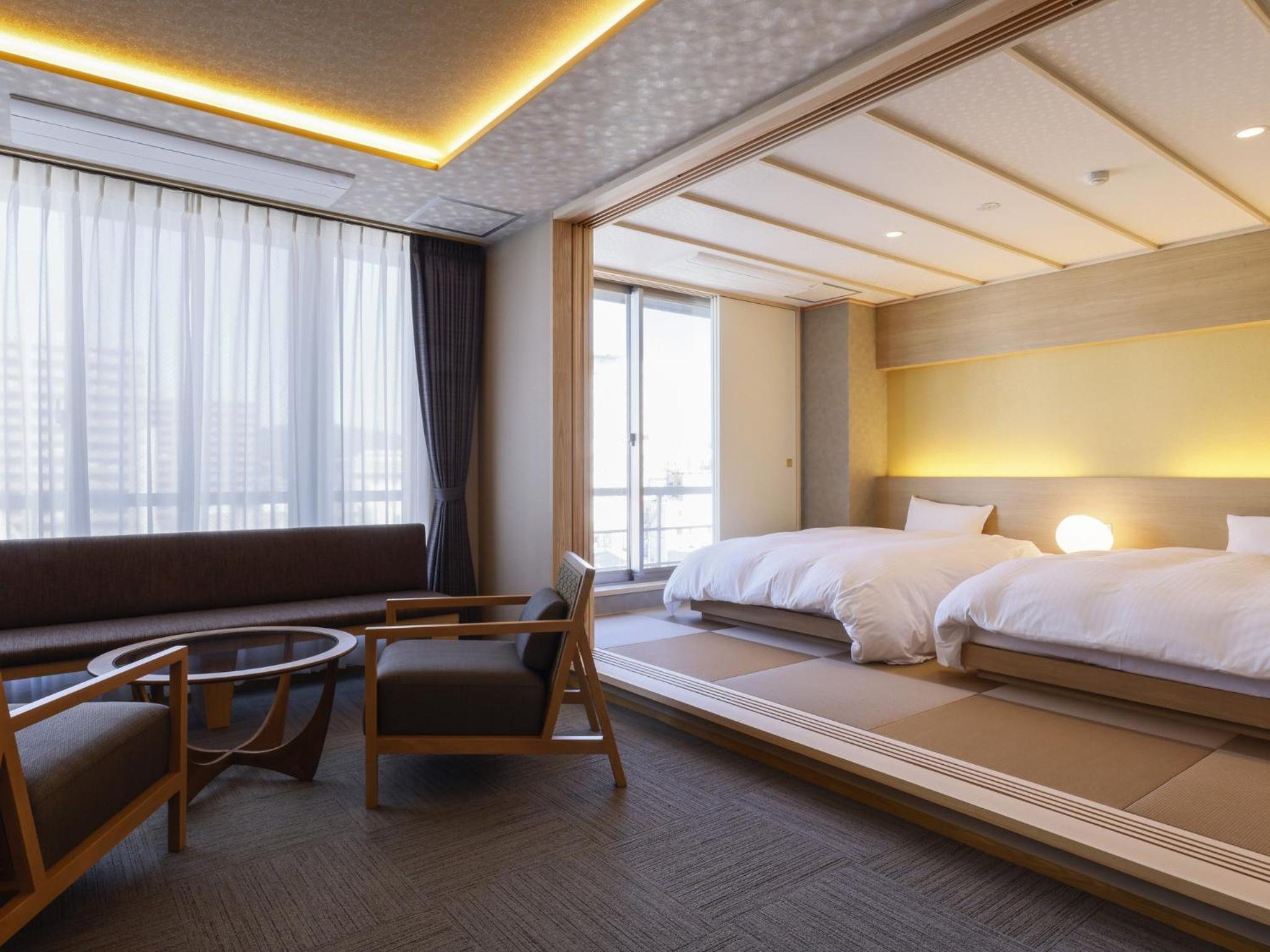 Deluxe Double Room with Two Double Beds - Photo 1