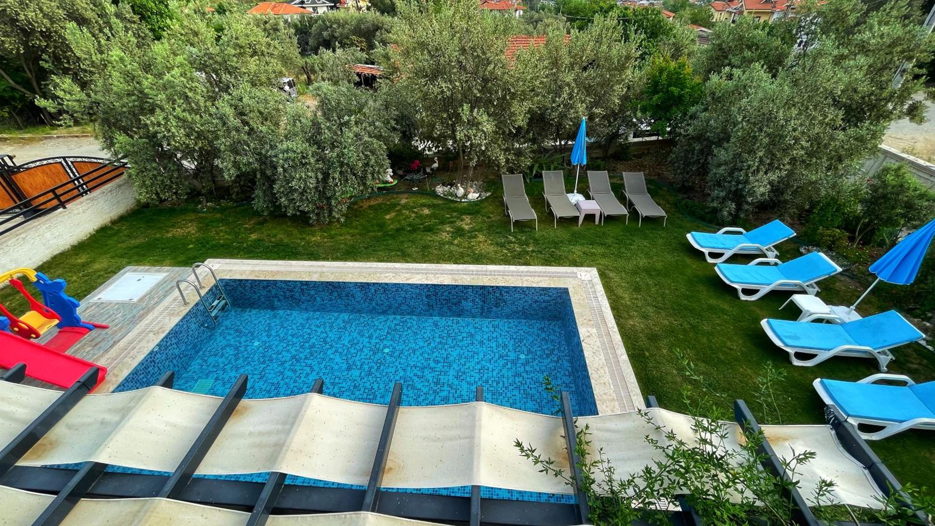 Villa photo 3
