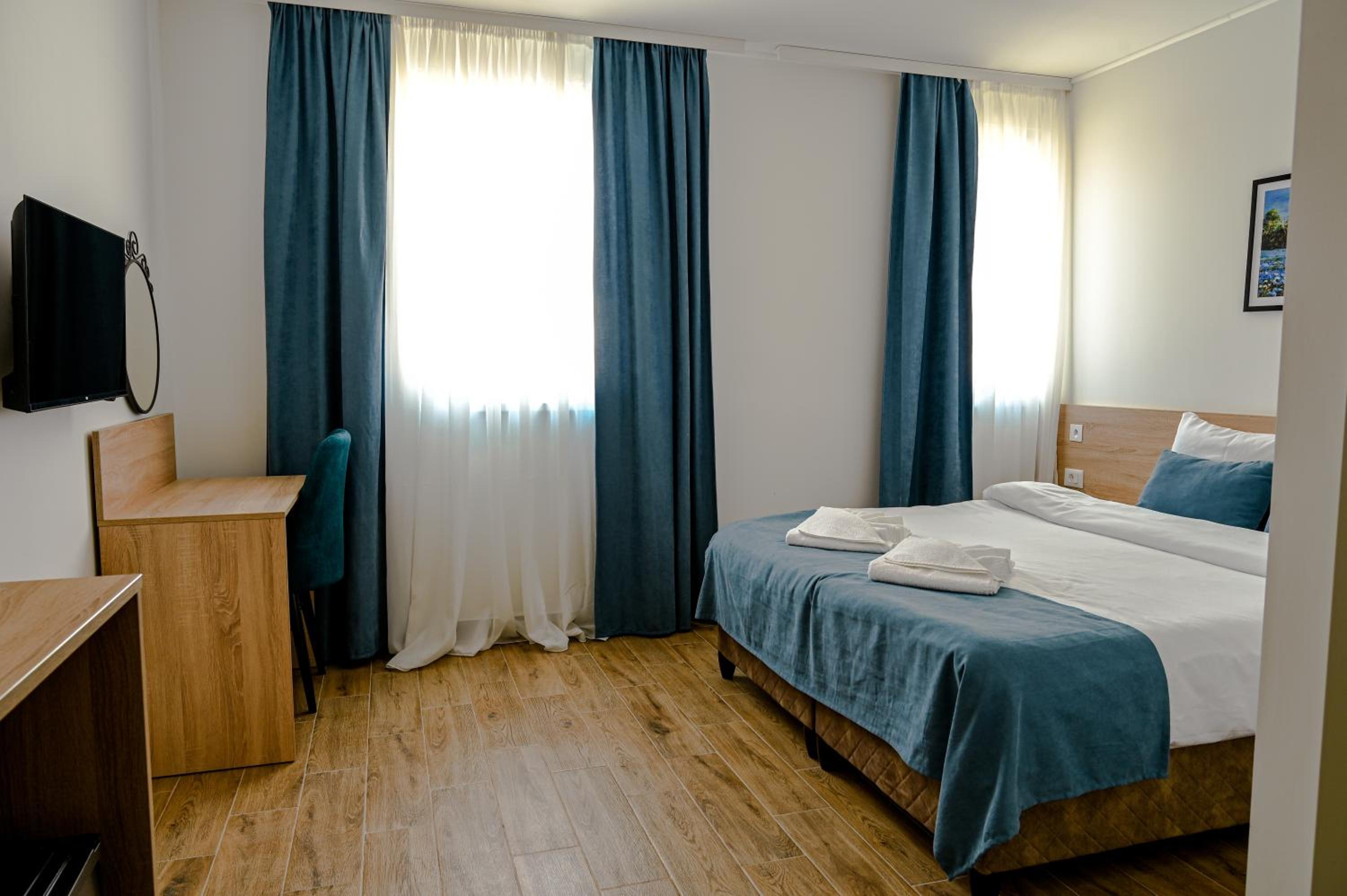 Double Room - Photo 9