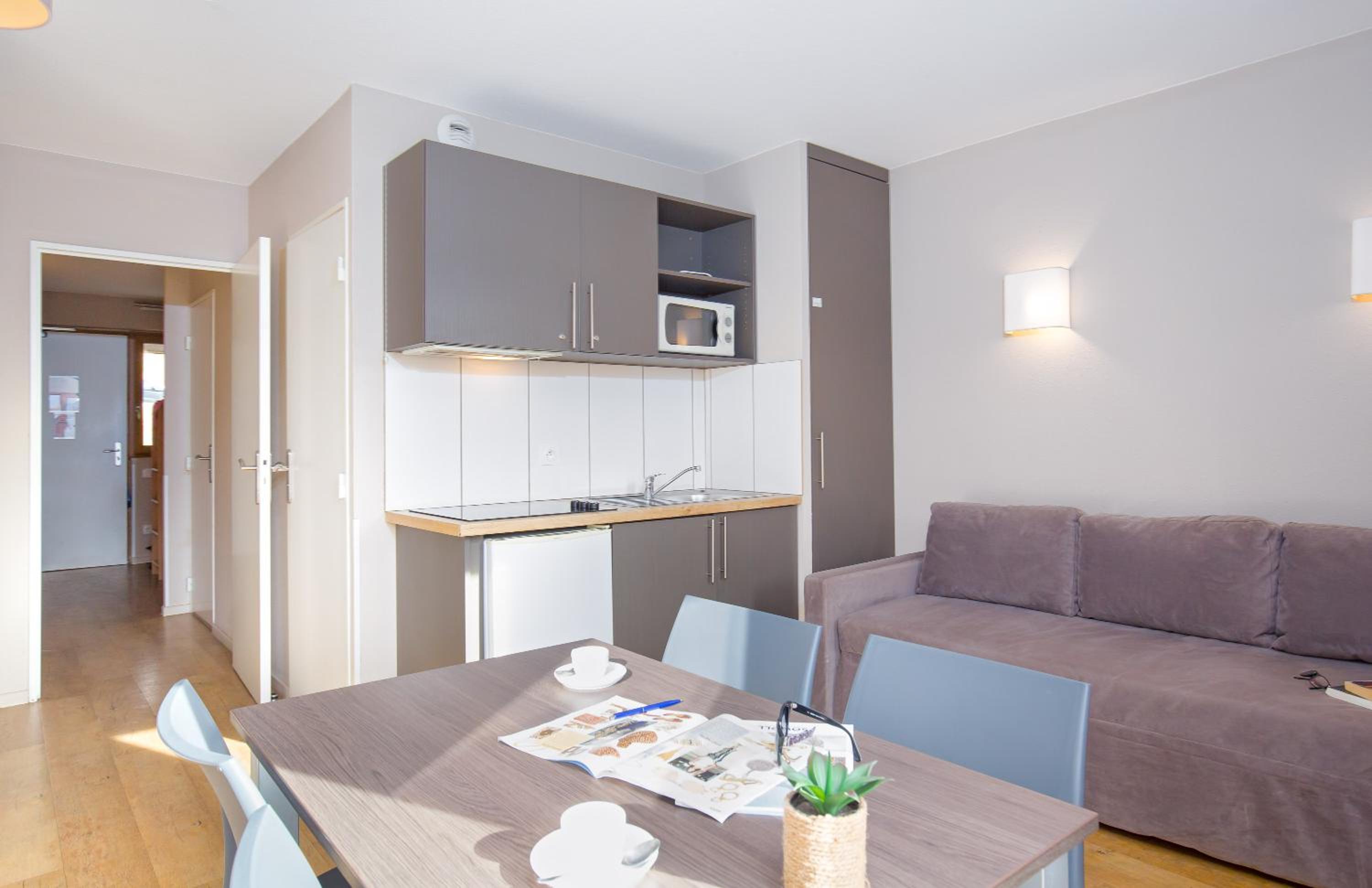 Studio (4 Adults) - Photo 24