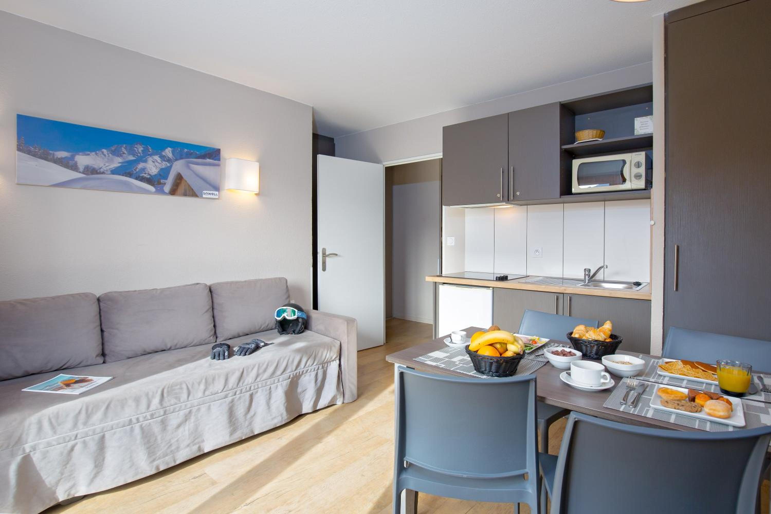 One-Bedroom Apartment (5 Adults) - Photo 24