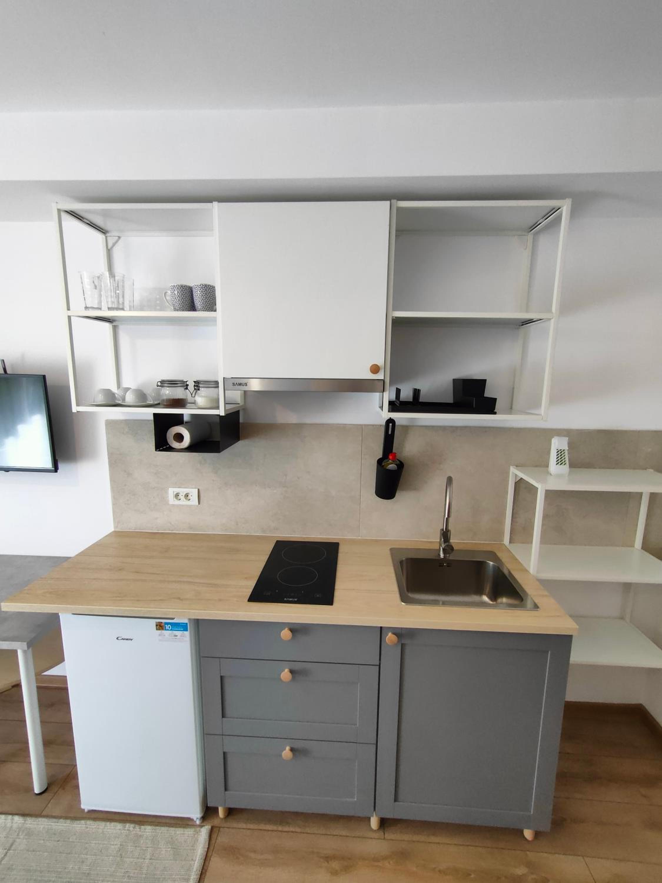 Studio Apartment photo 2