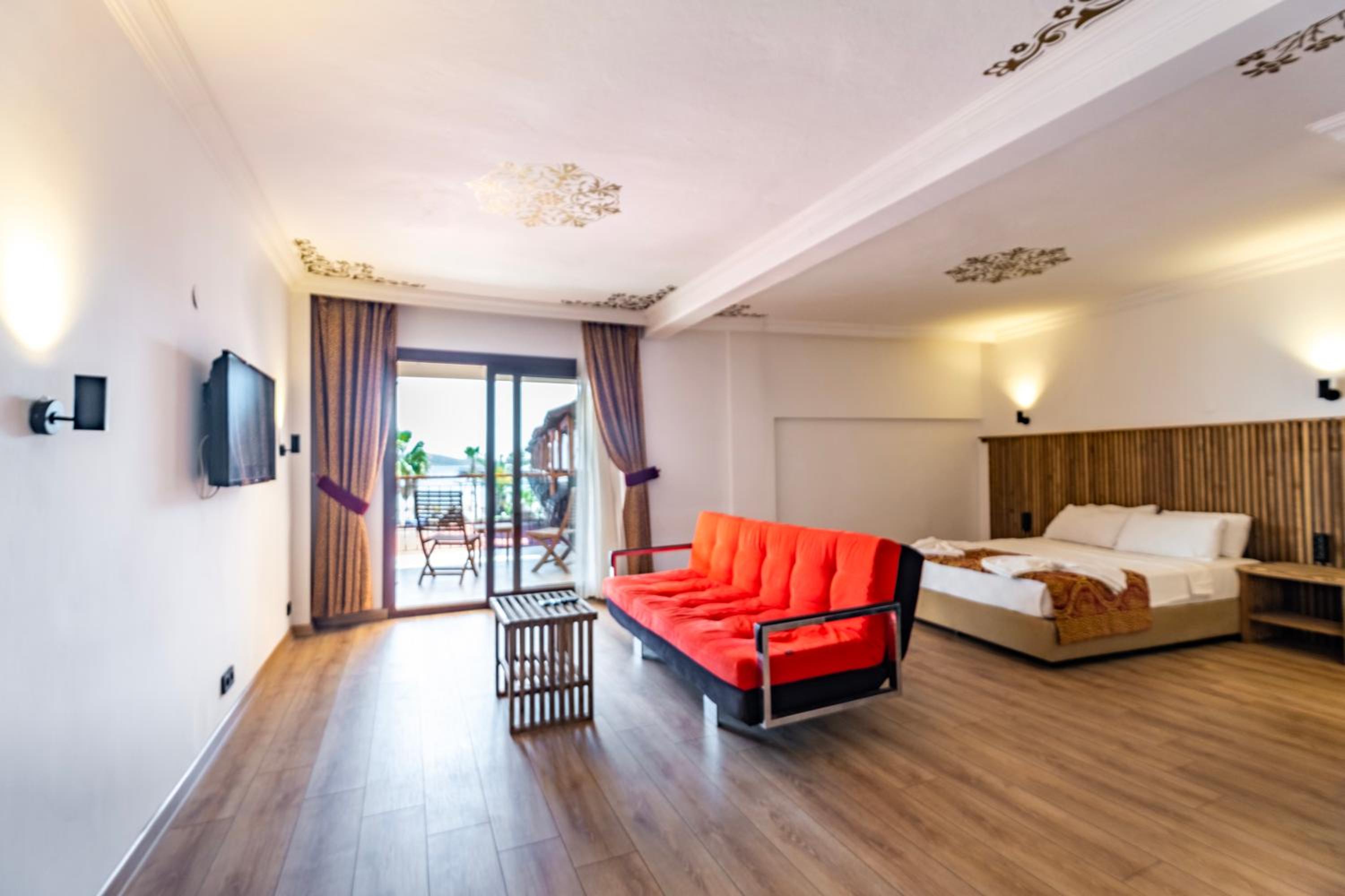 Suite with Sea View