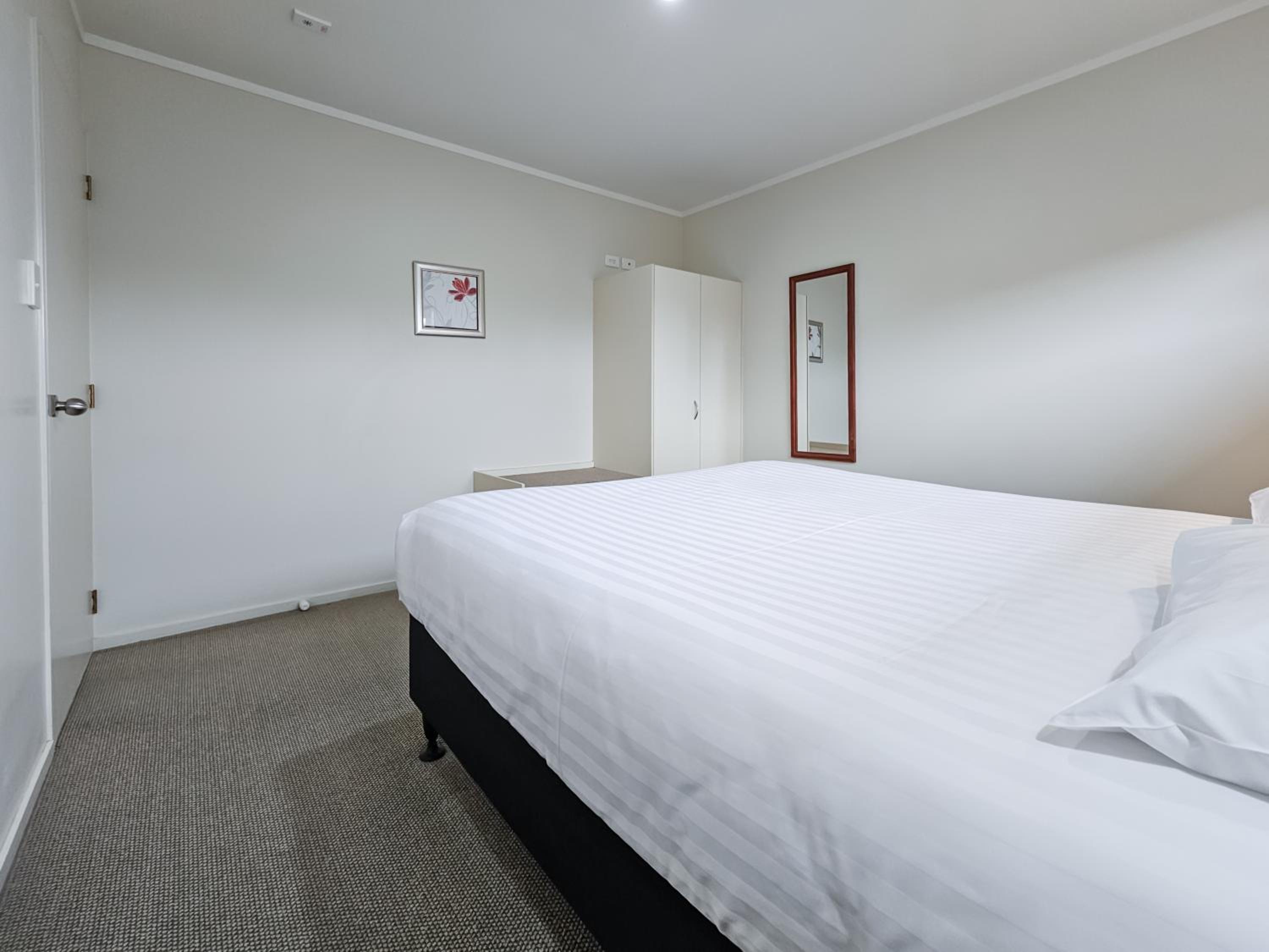 Two-Bedroom Family Apartment - Photo 16