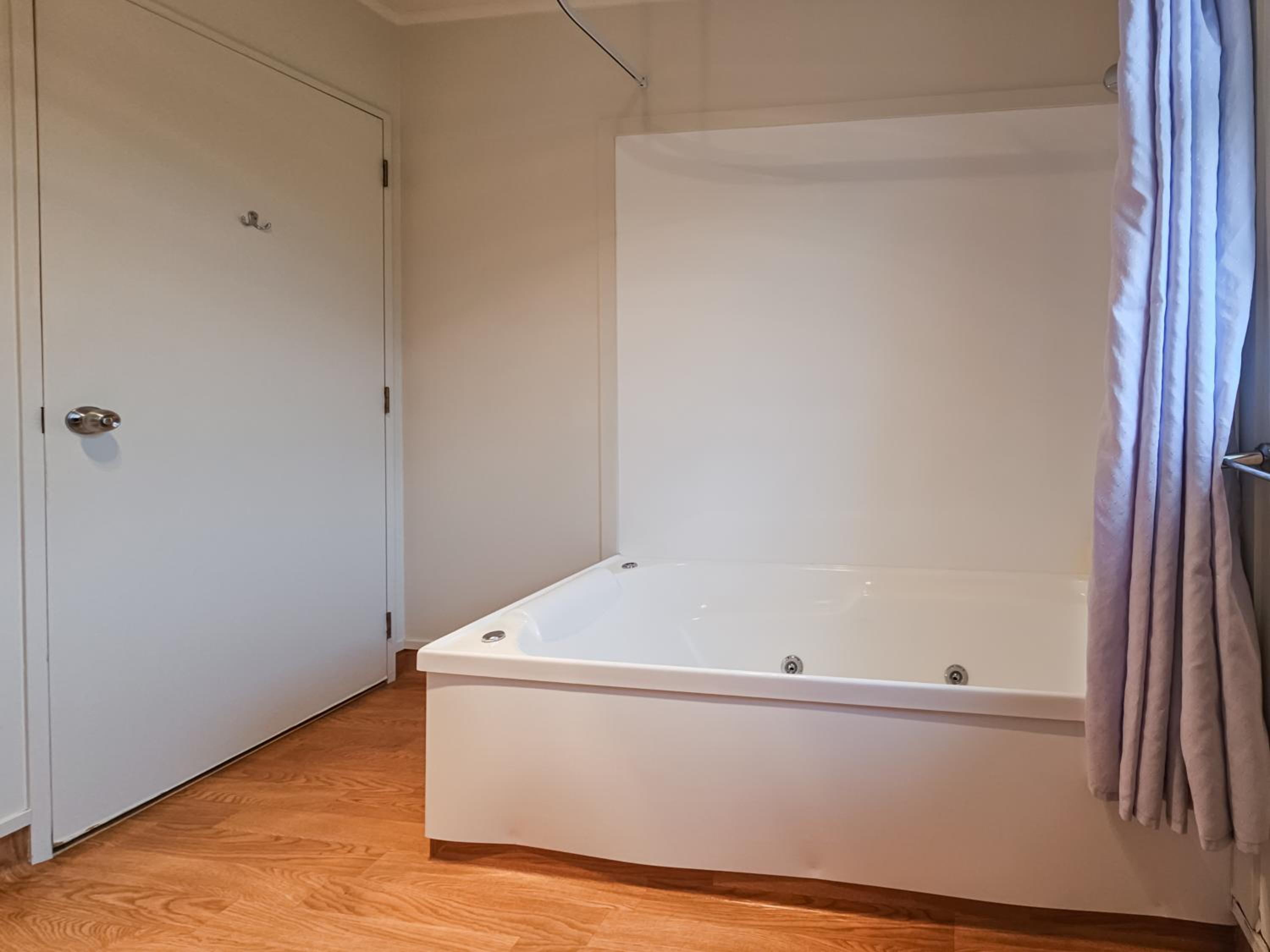 Two-Bedroom Family Apartment - Photo 22