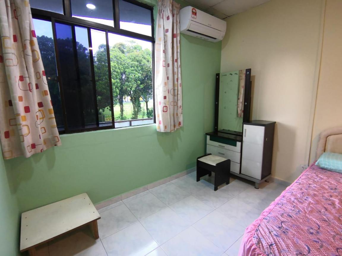 Double Room with Shared Bathroom photo 1