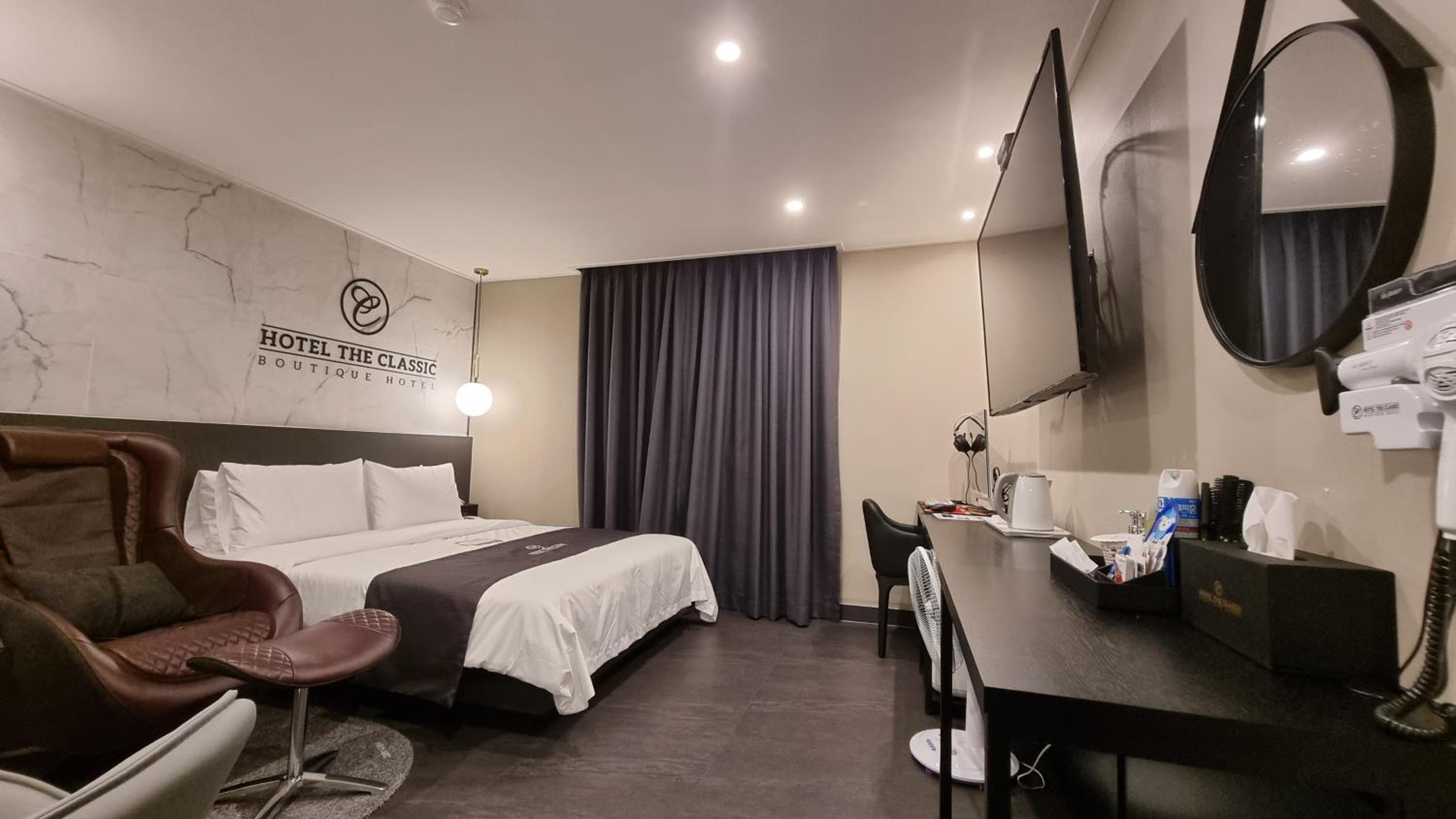 Executive Suite photo 2