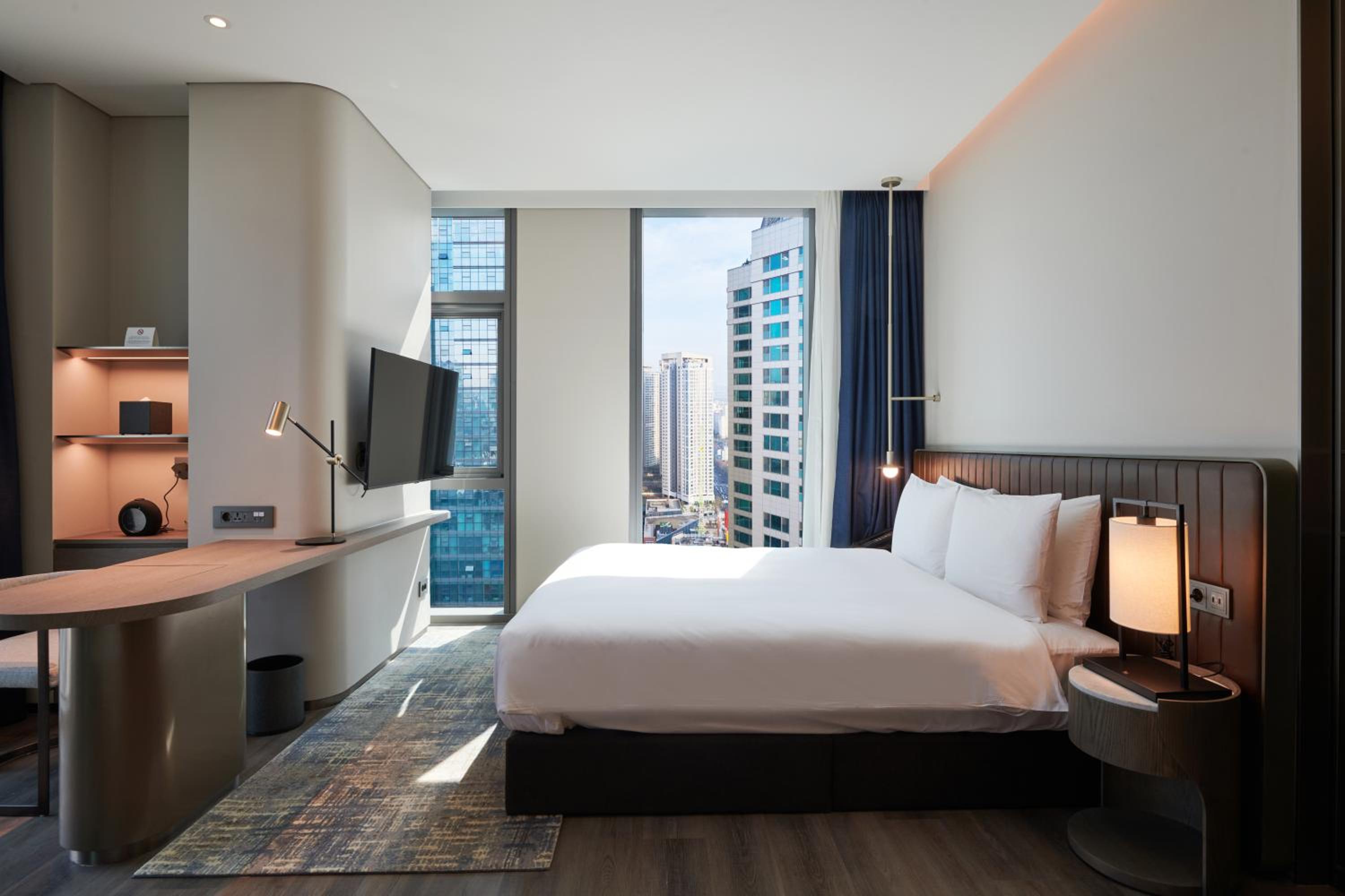Residence Suite (Han River View) - Photo 1