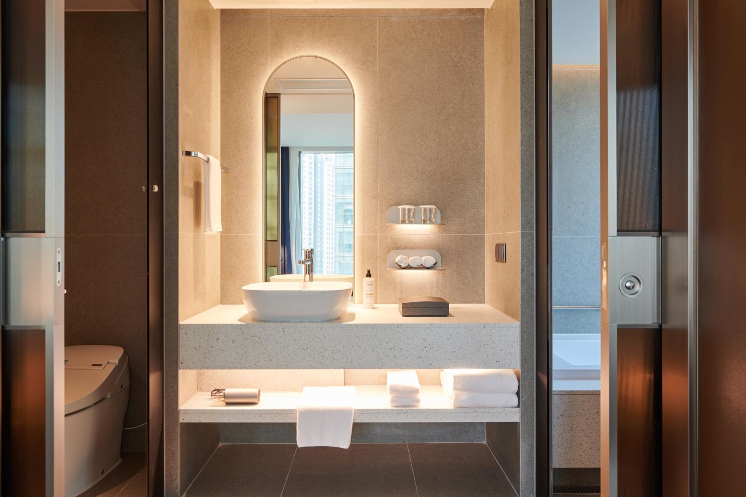 Residence Suite (Han River View) - Photo 7