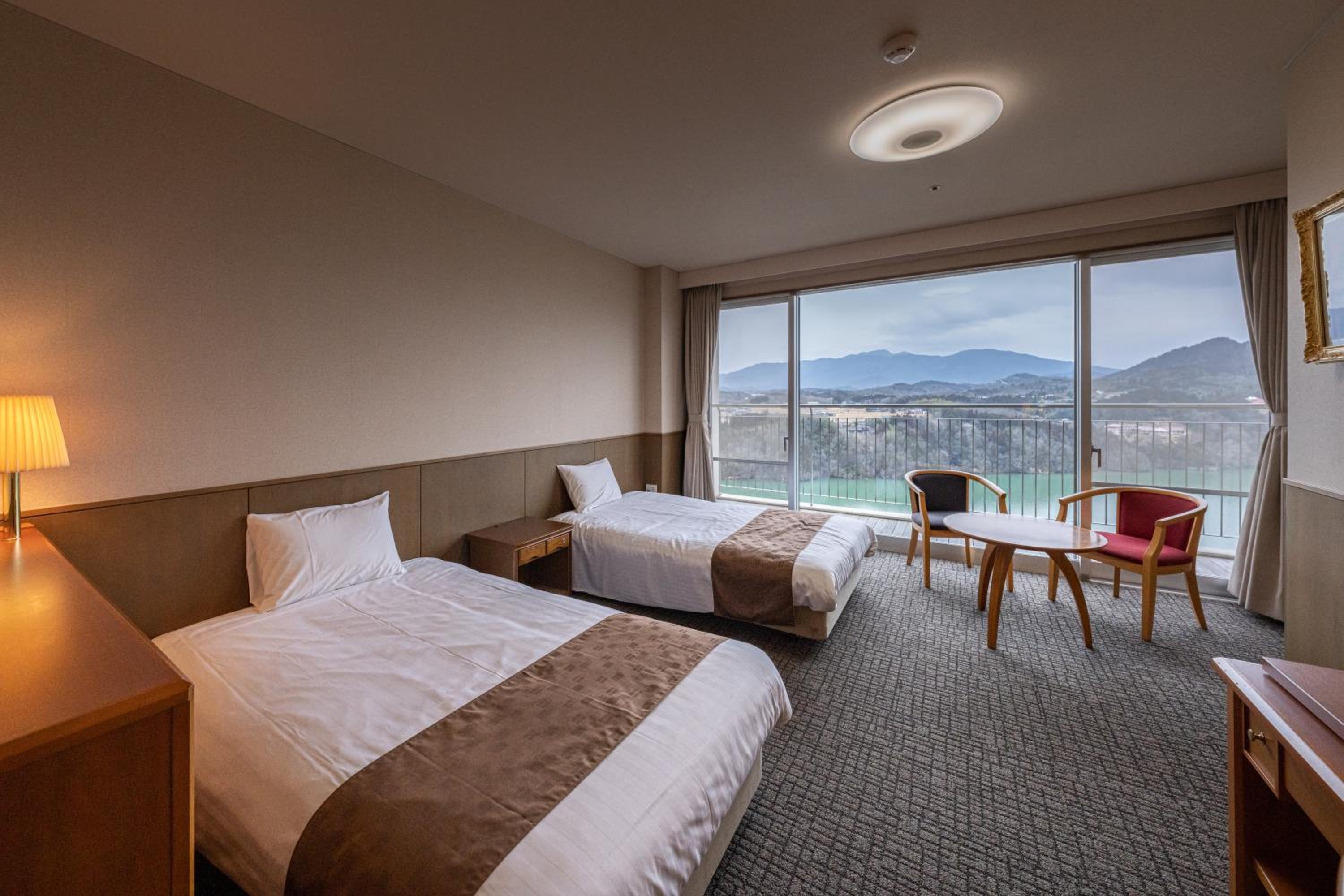 Standard Twin Room - Photo 2