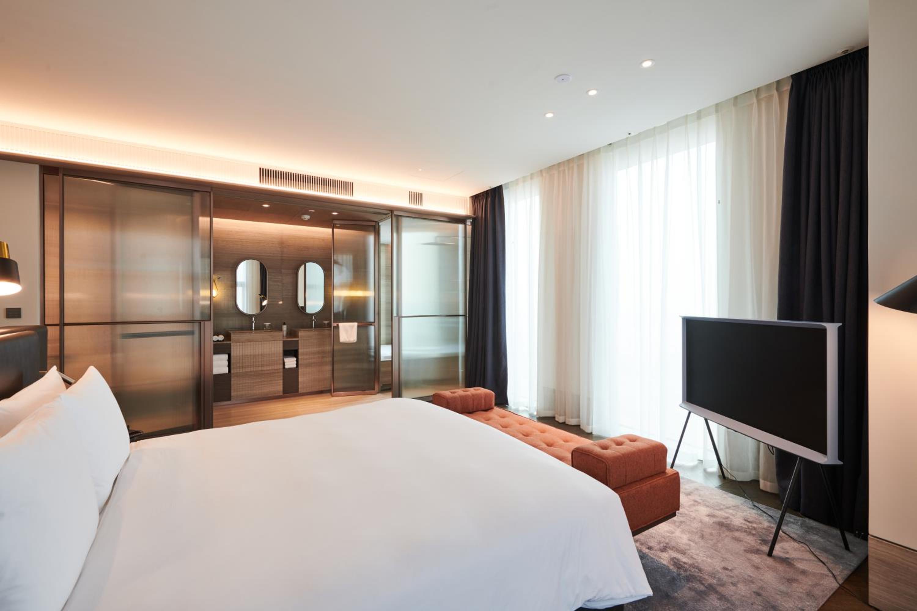 Prestige Suite - Photo 3