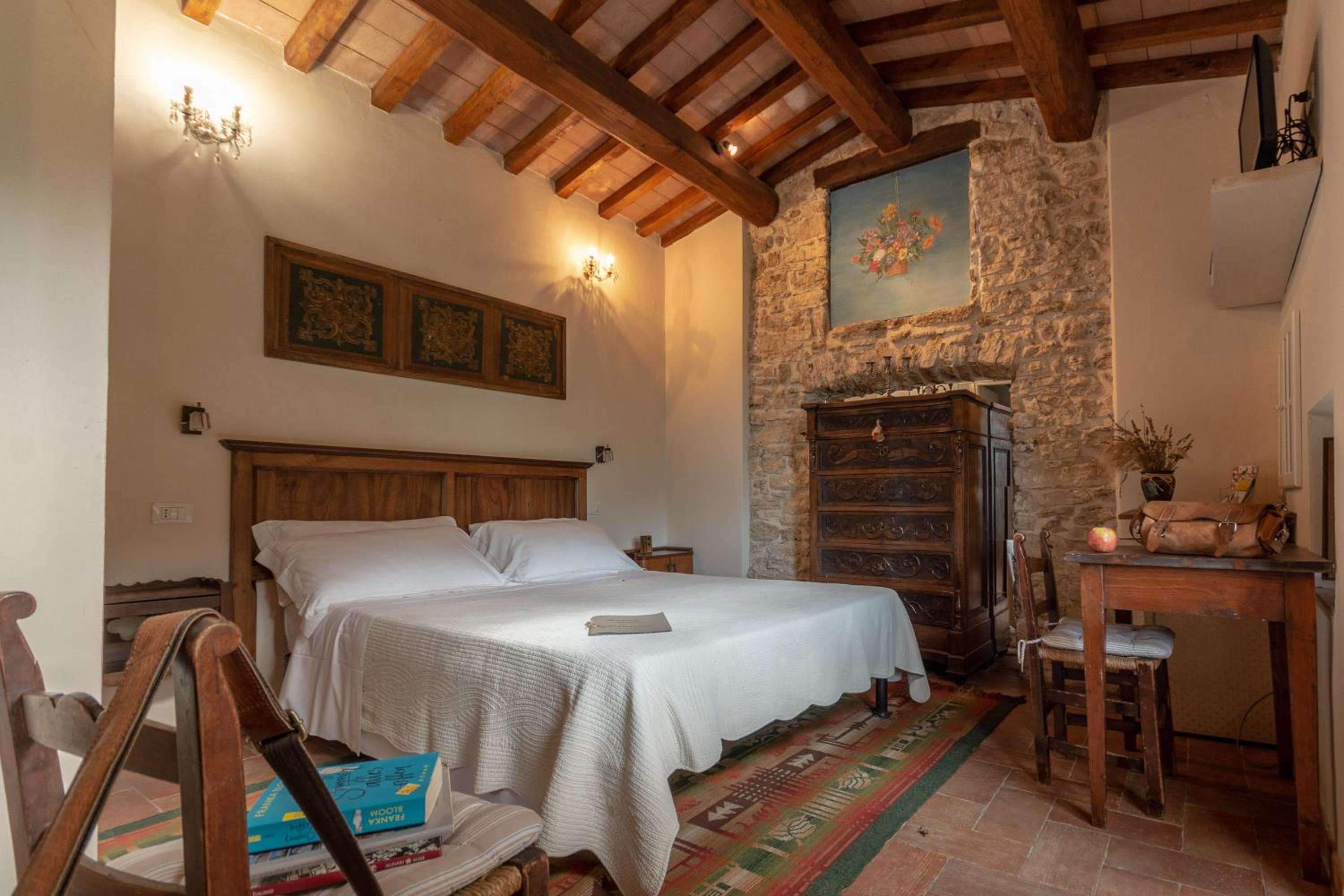 Double Room with Private Bathroom photo 1