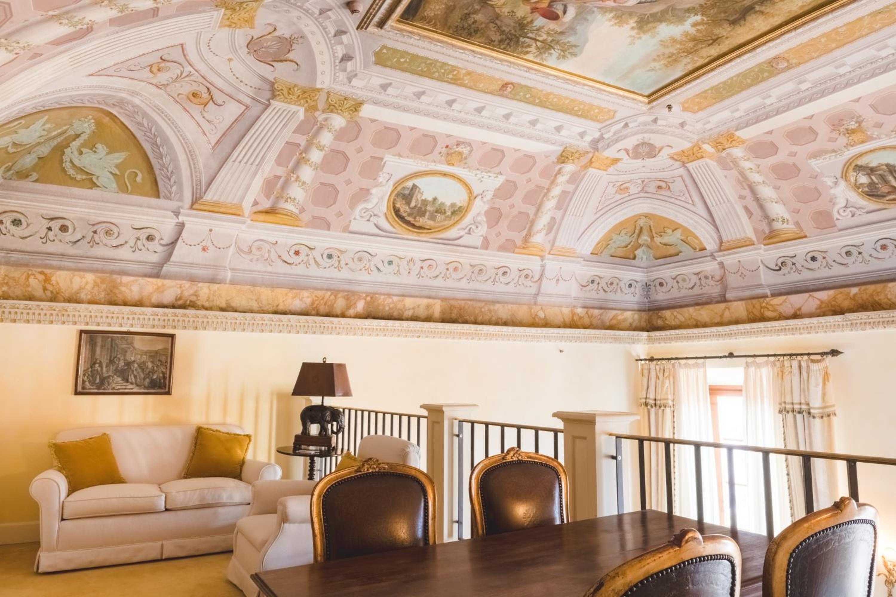 Heritage Suite photo 2