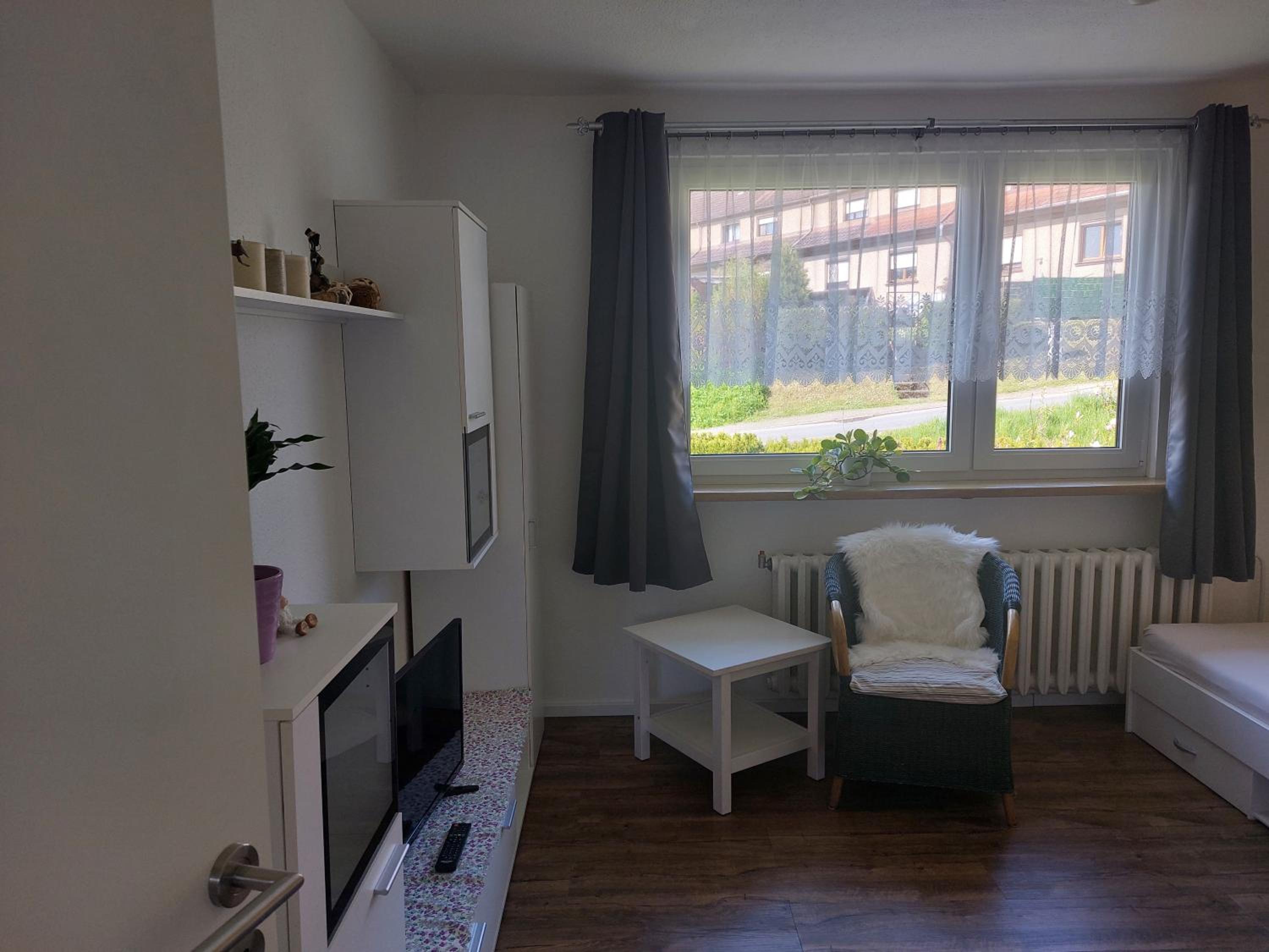 Double or Twin Room with Garden View - Photo 1