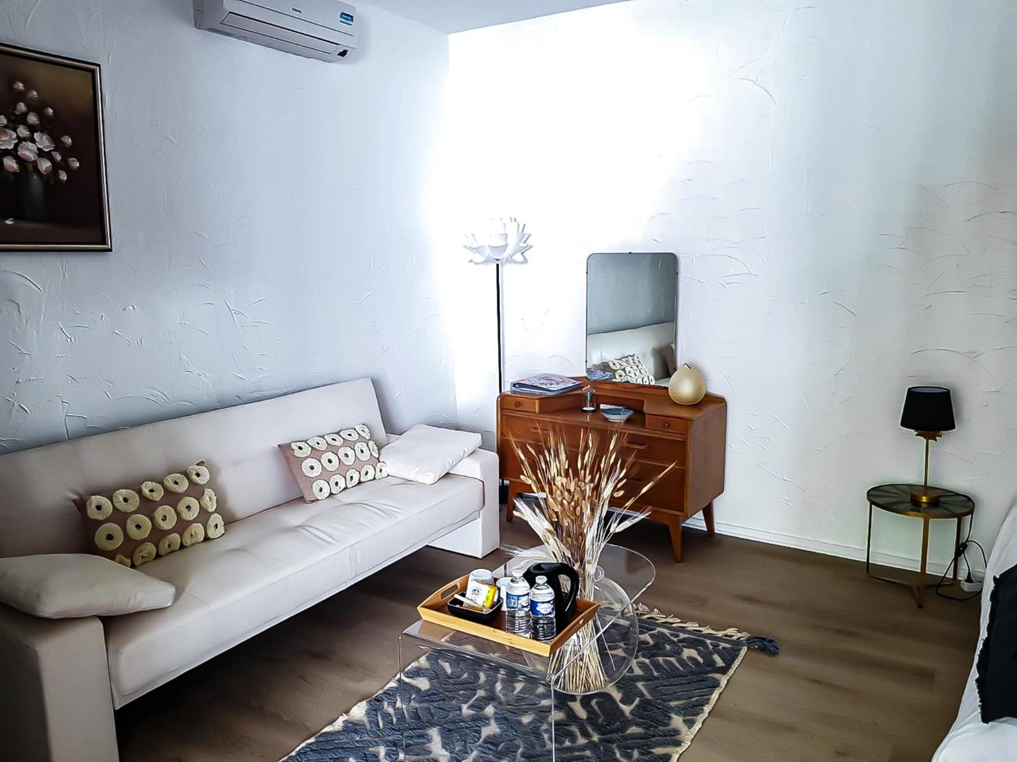King Room with Garden View - Photo 3