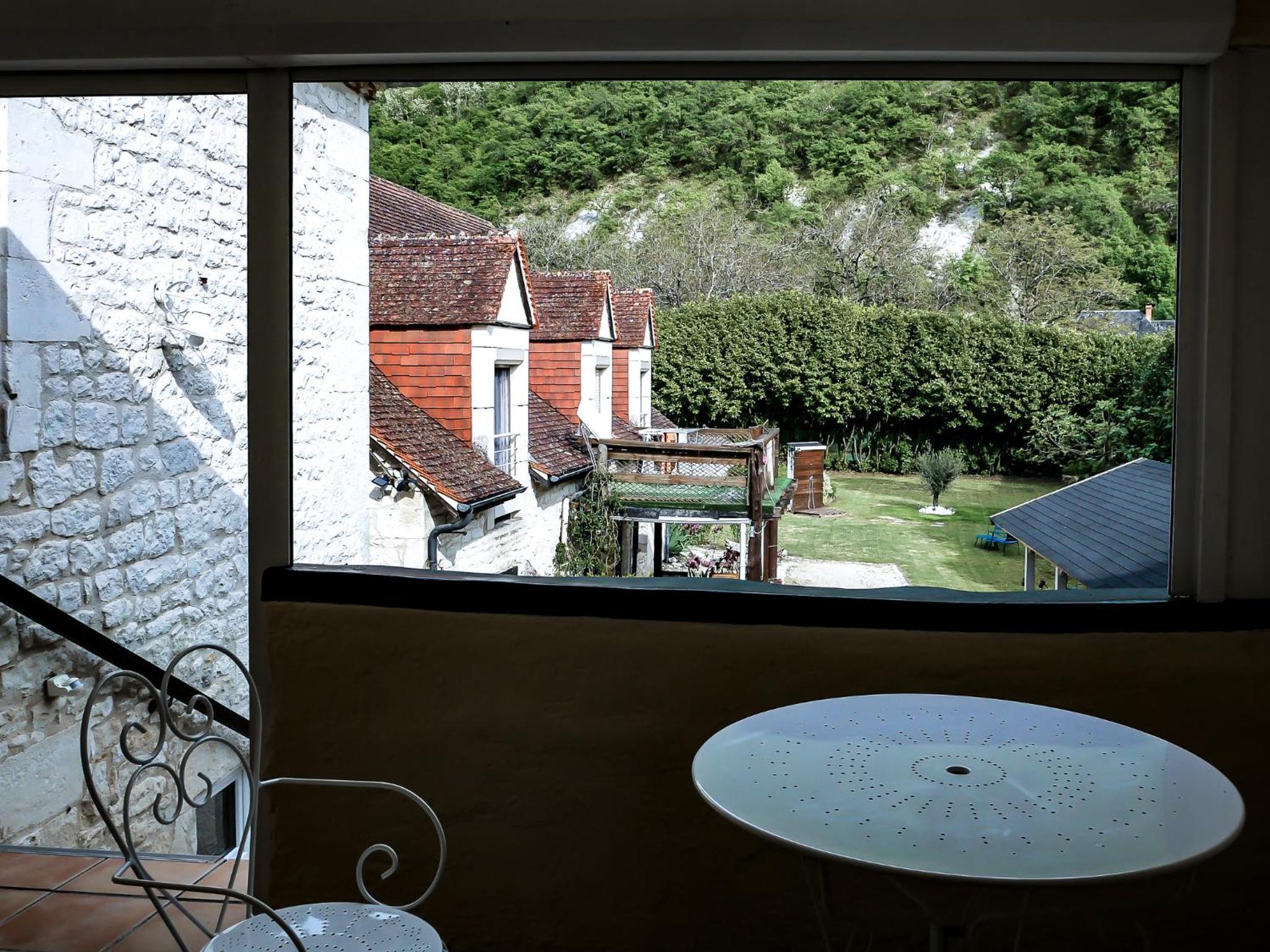 King Room with Garden View - Photo 5