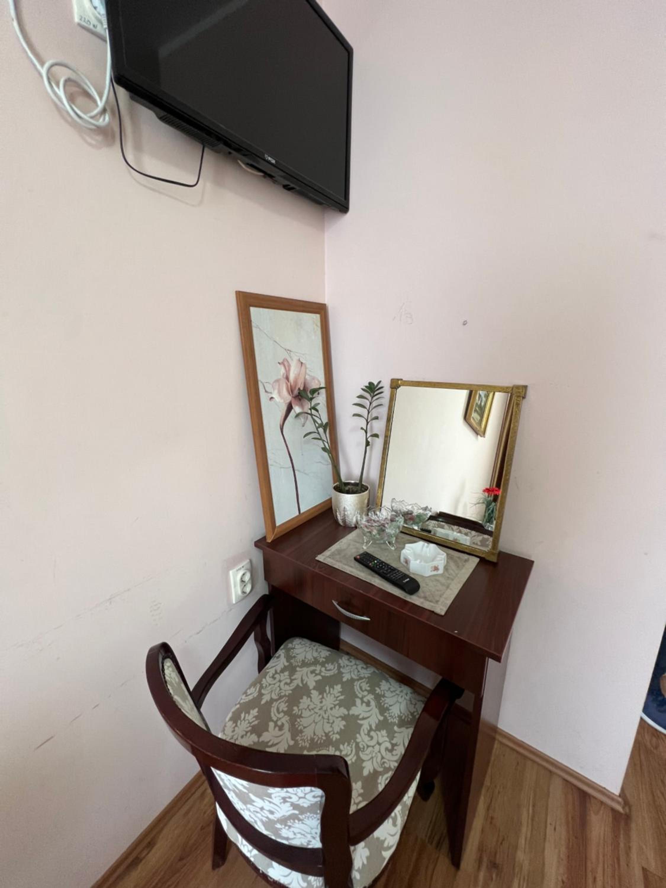 Triple Room with Bathroom photo 3