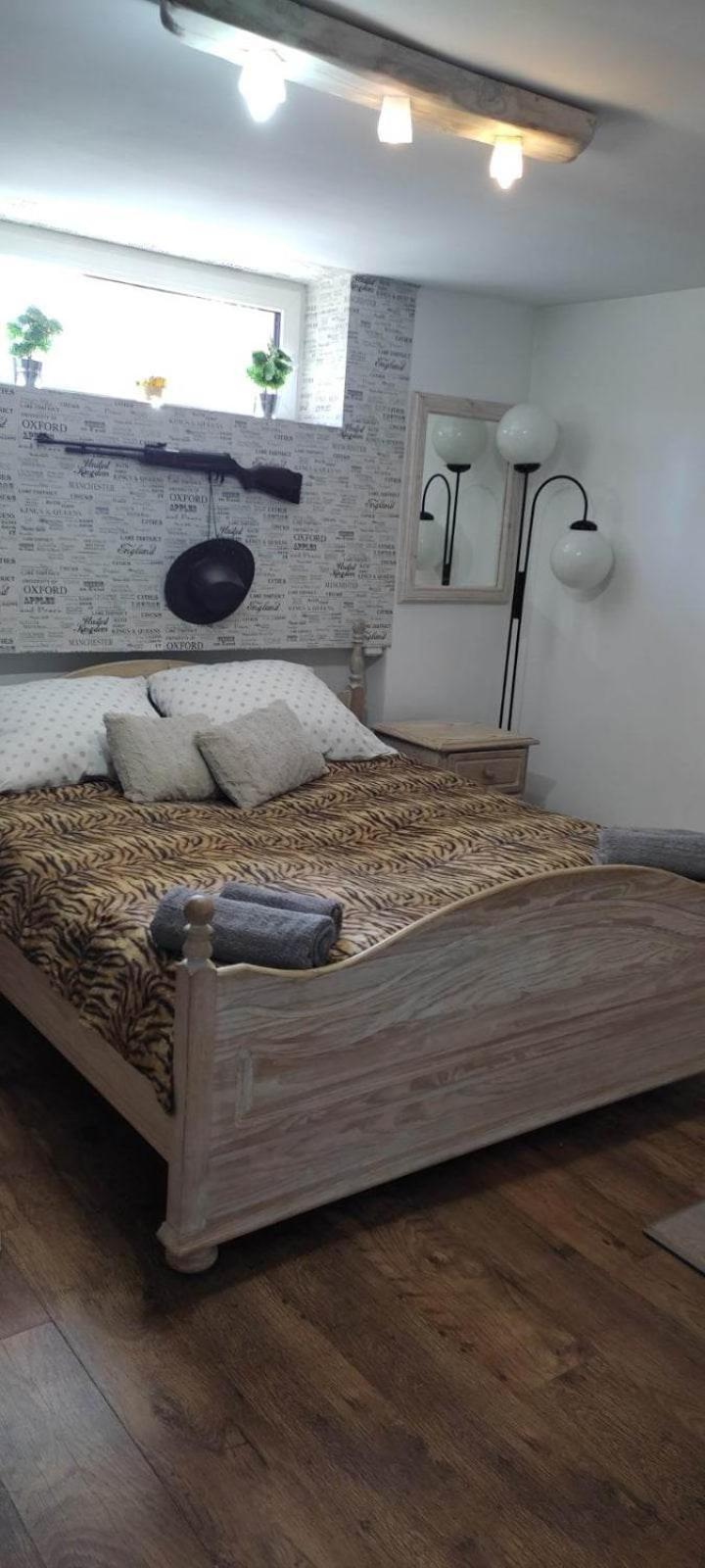 Deluxe Double Room - Photo 13