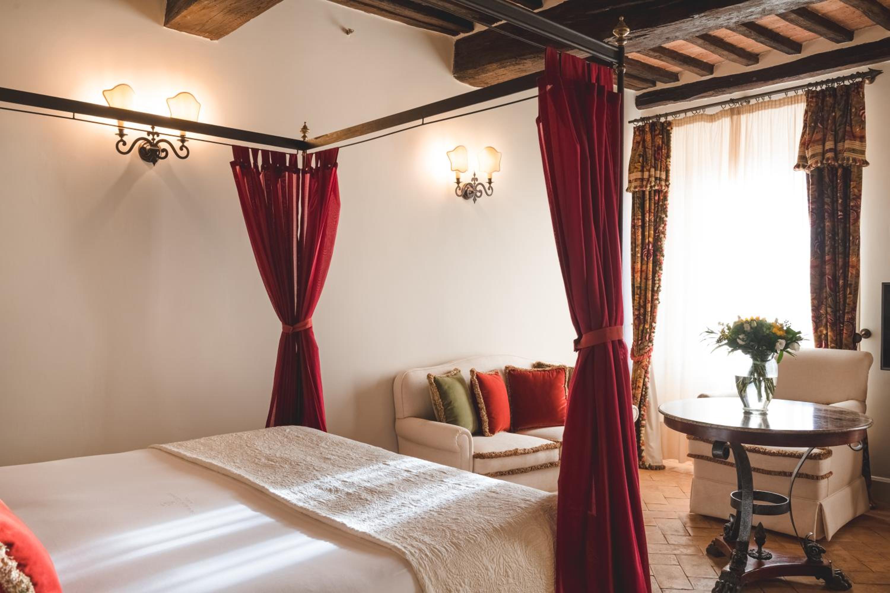 Deluxe Double or Twin Room with View photo 2